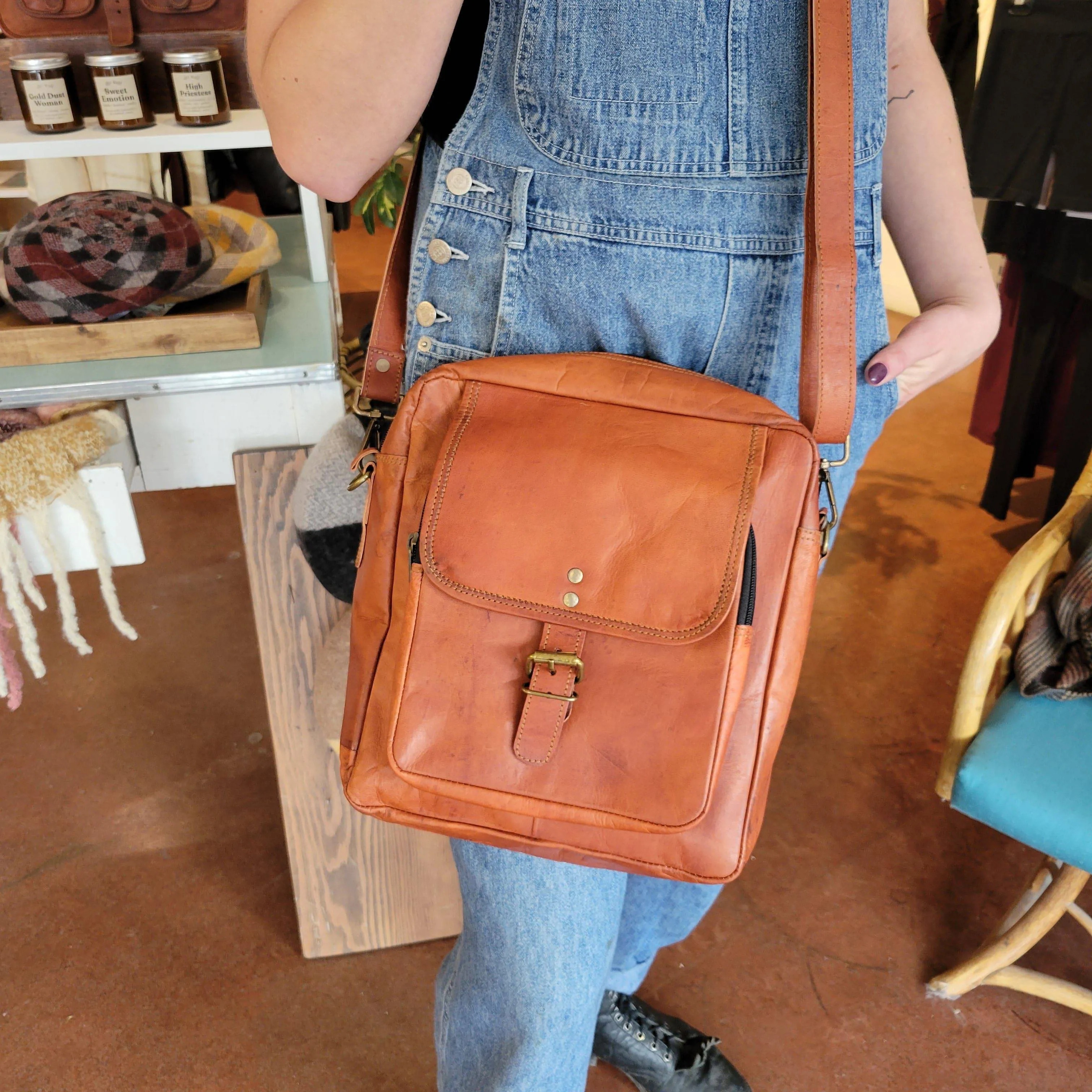 12" CONVERTIBLE SATCHEL MO