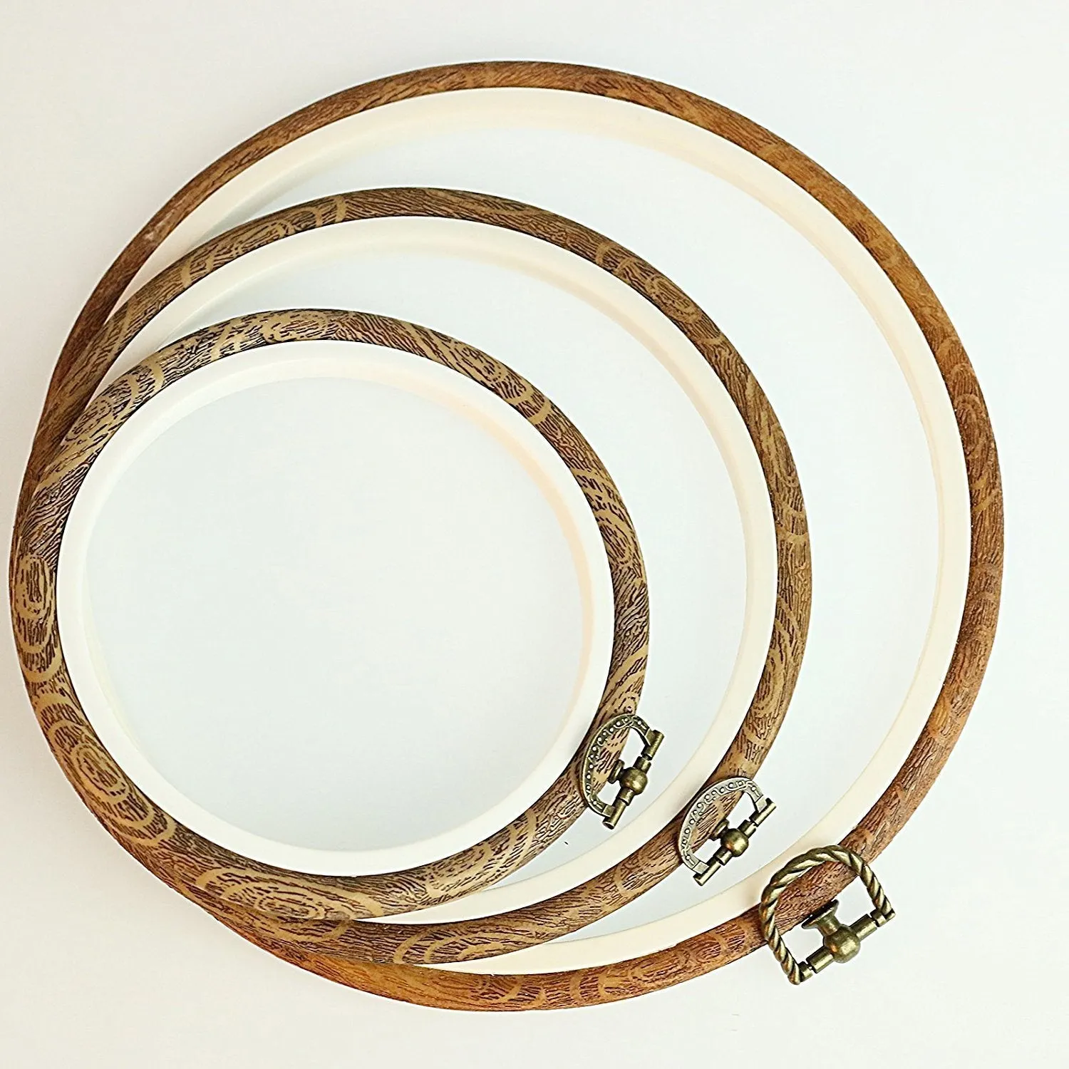 3 Pieces Vintage Embroidery Hoops