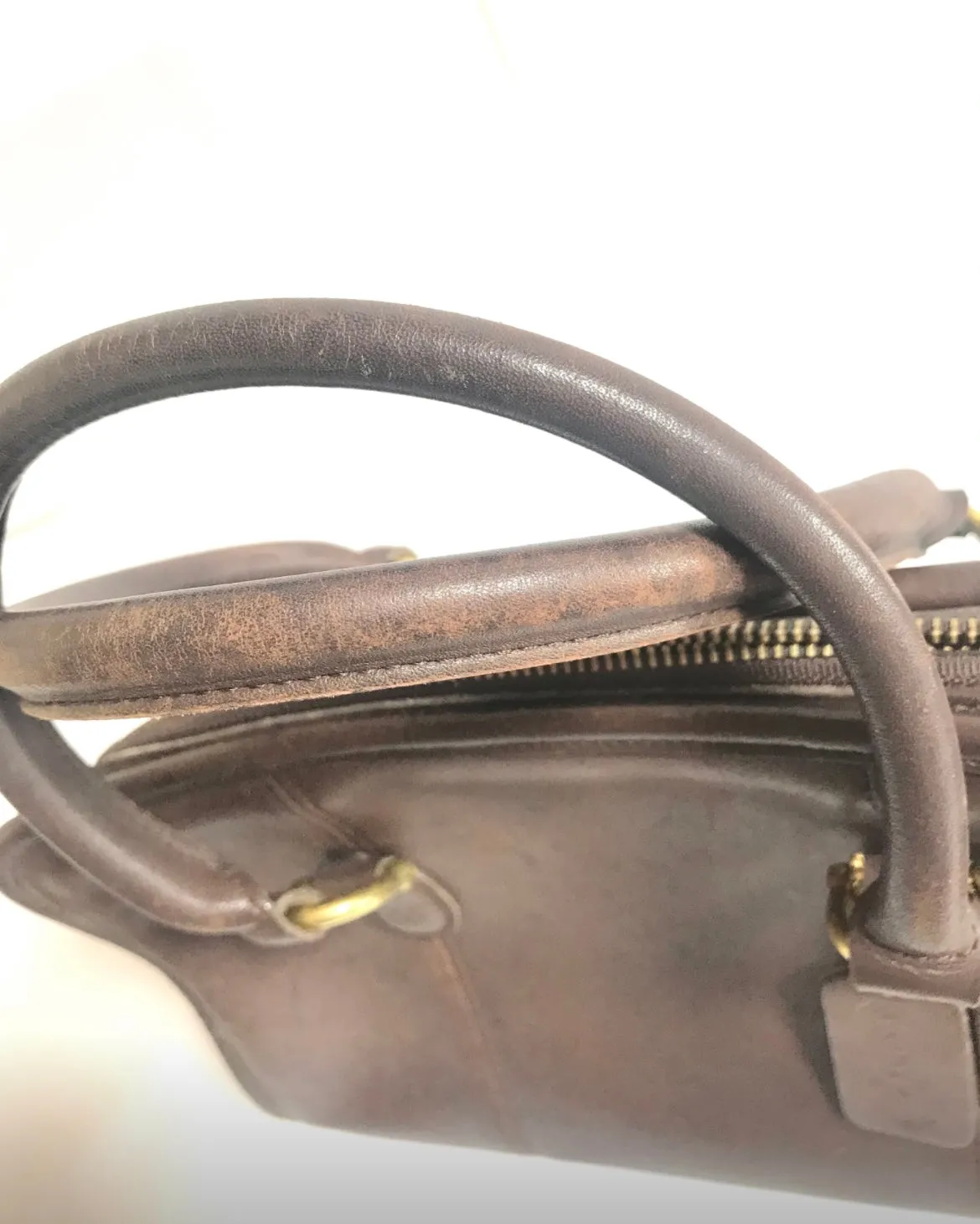 80's Vintage COACH dark brown leather handbag, purse. Made in USA Classic unisex purse. 060820r1