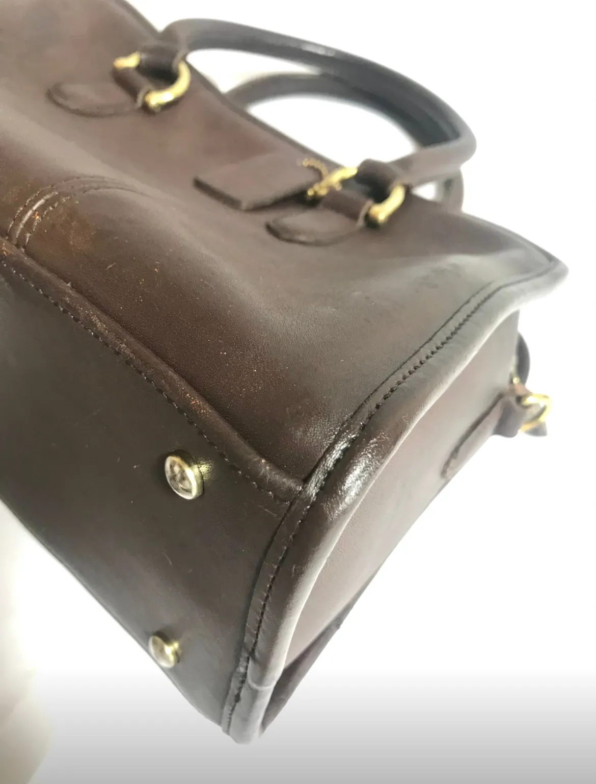 80's Vintage COACH dark brown leather handbag, purse. Made in USA Classic unisex purse. 060820r1