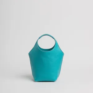 Ama in Turquoise