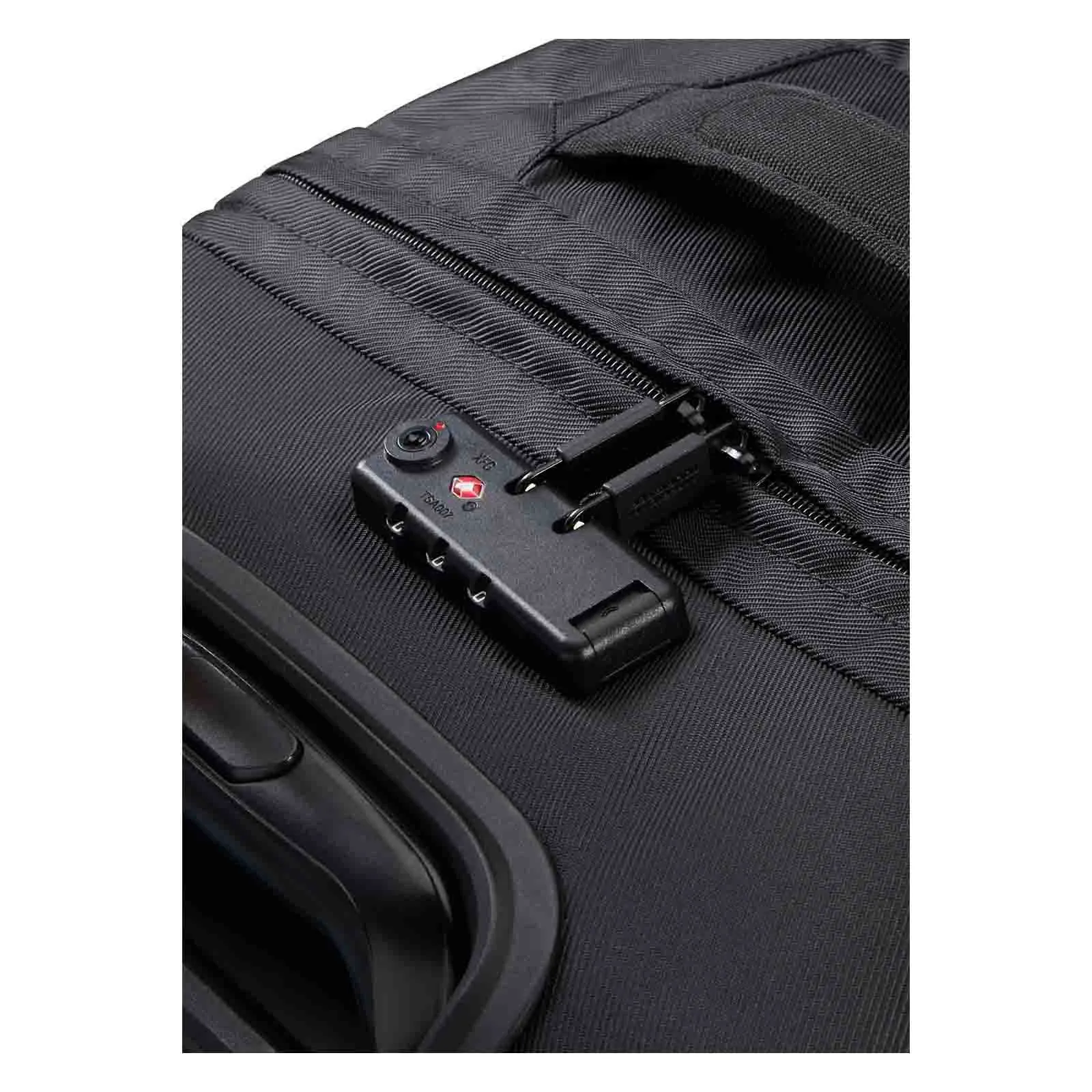 American Tourister Urban Track 68cm Wheeled Duffel Asphalt Black