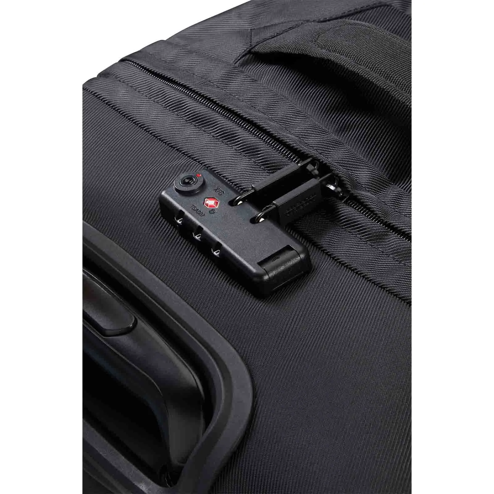 American Tourister Urban Track 79cm Wheeled Duffel Asphalt Black