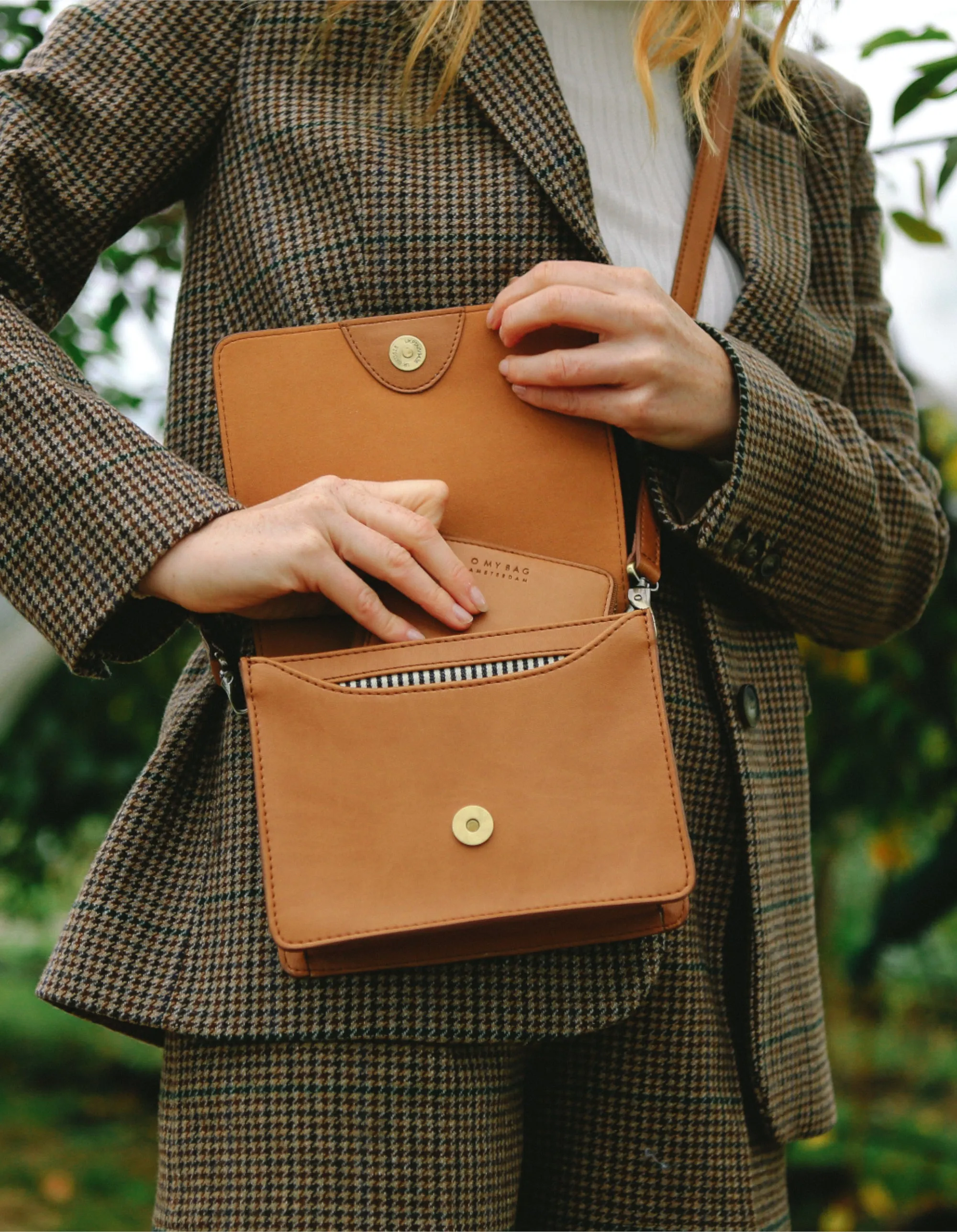Audrey Mini | Apple Leather