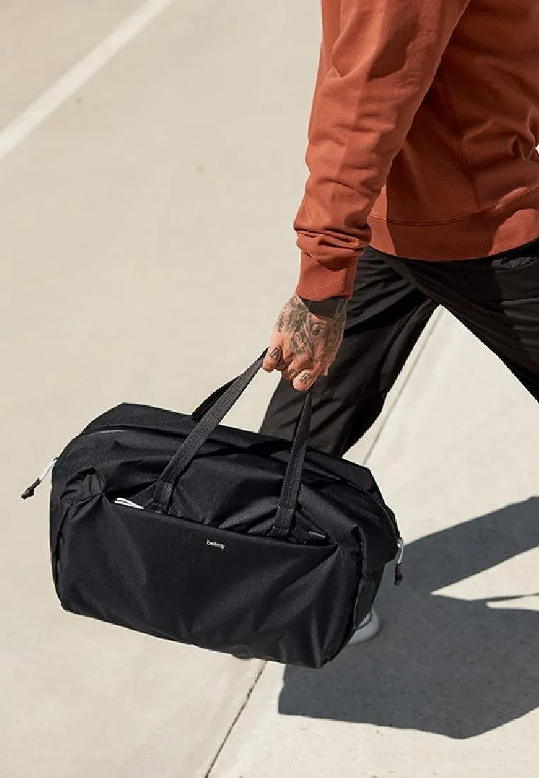 Bellroy Lite Duffel Black (Leather Free)