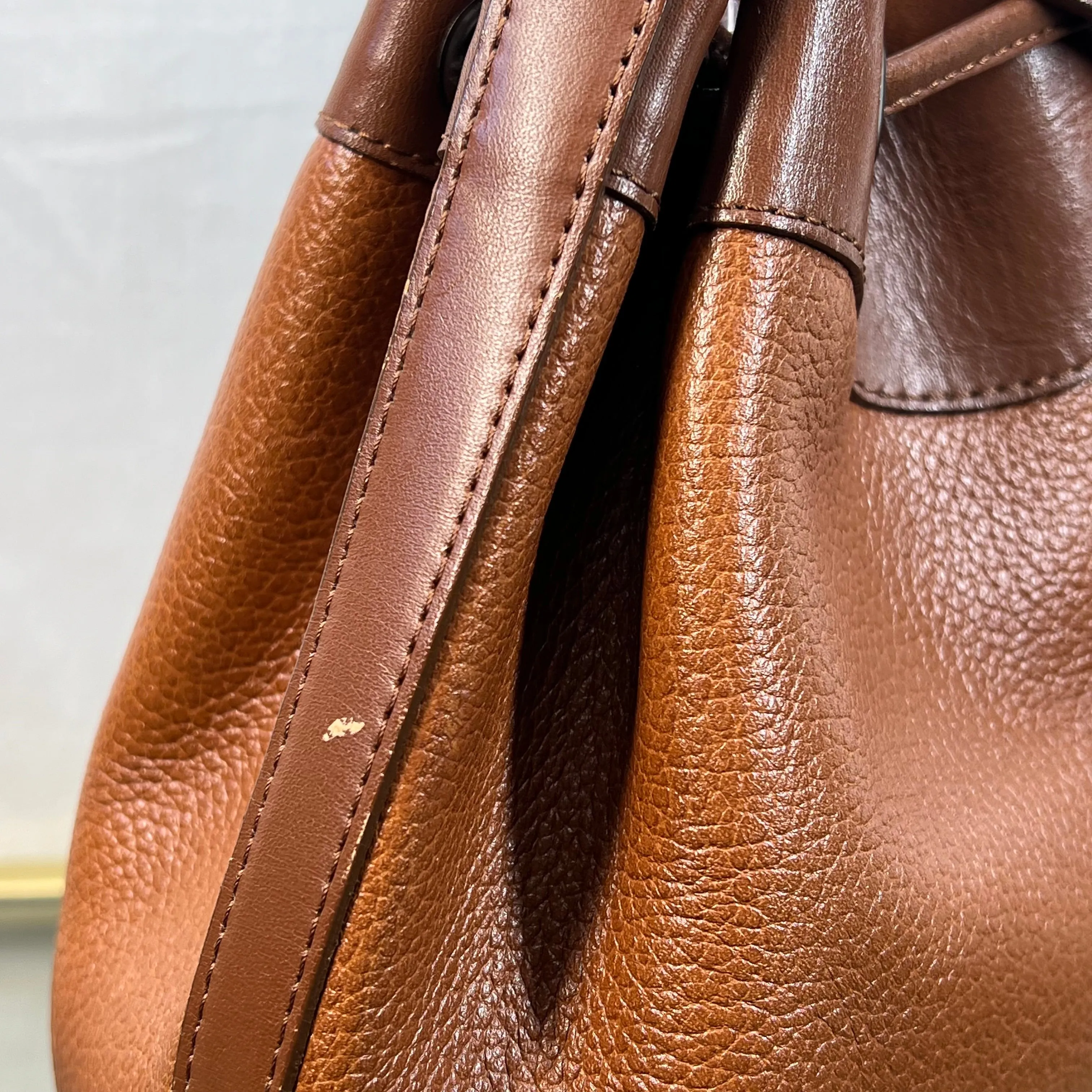 BURBERRYs Brown Grained Leather Vintage Drawstring Bucket Bag