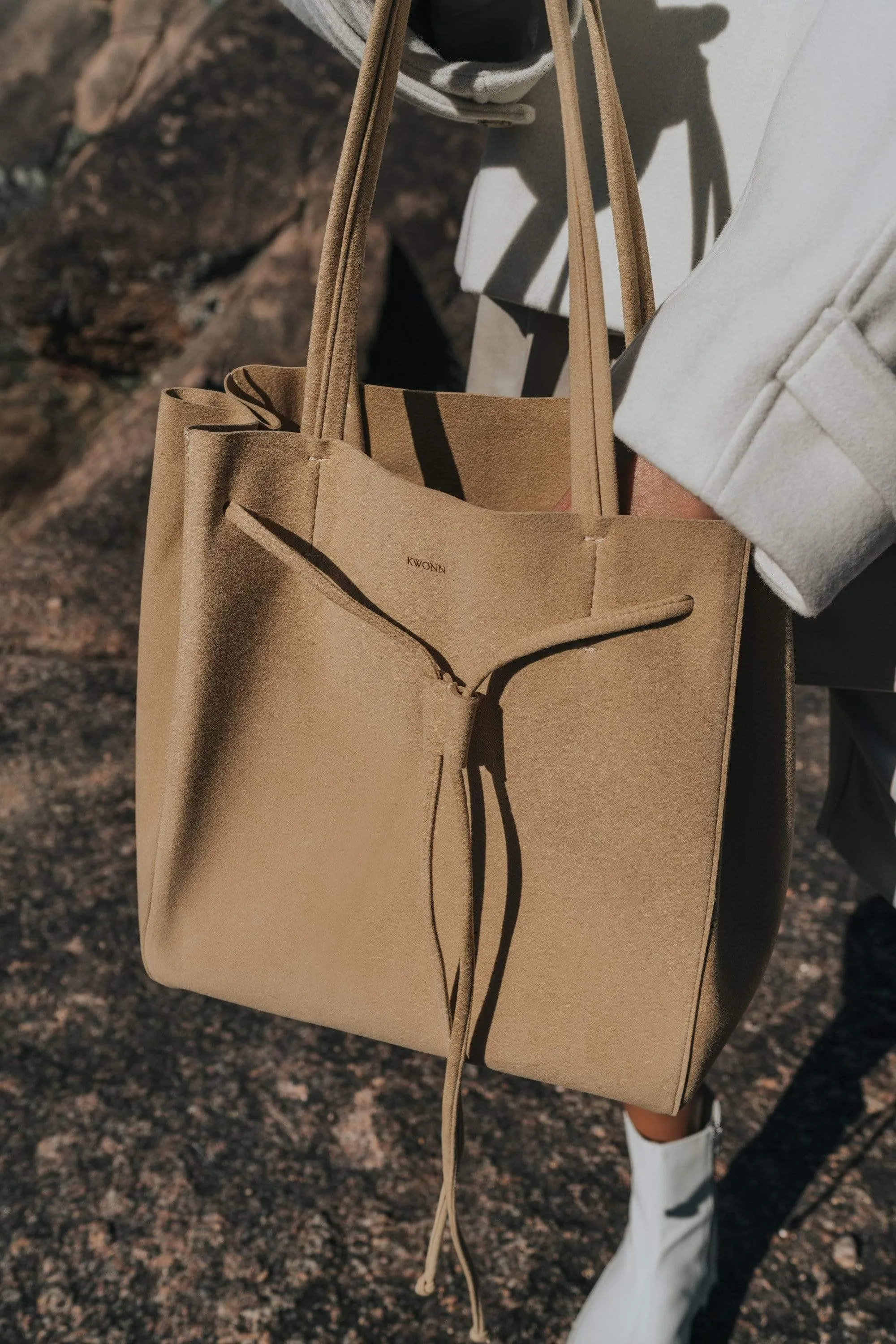 Camel Shopper