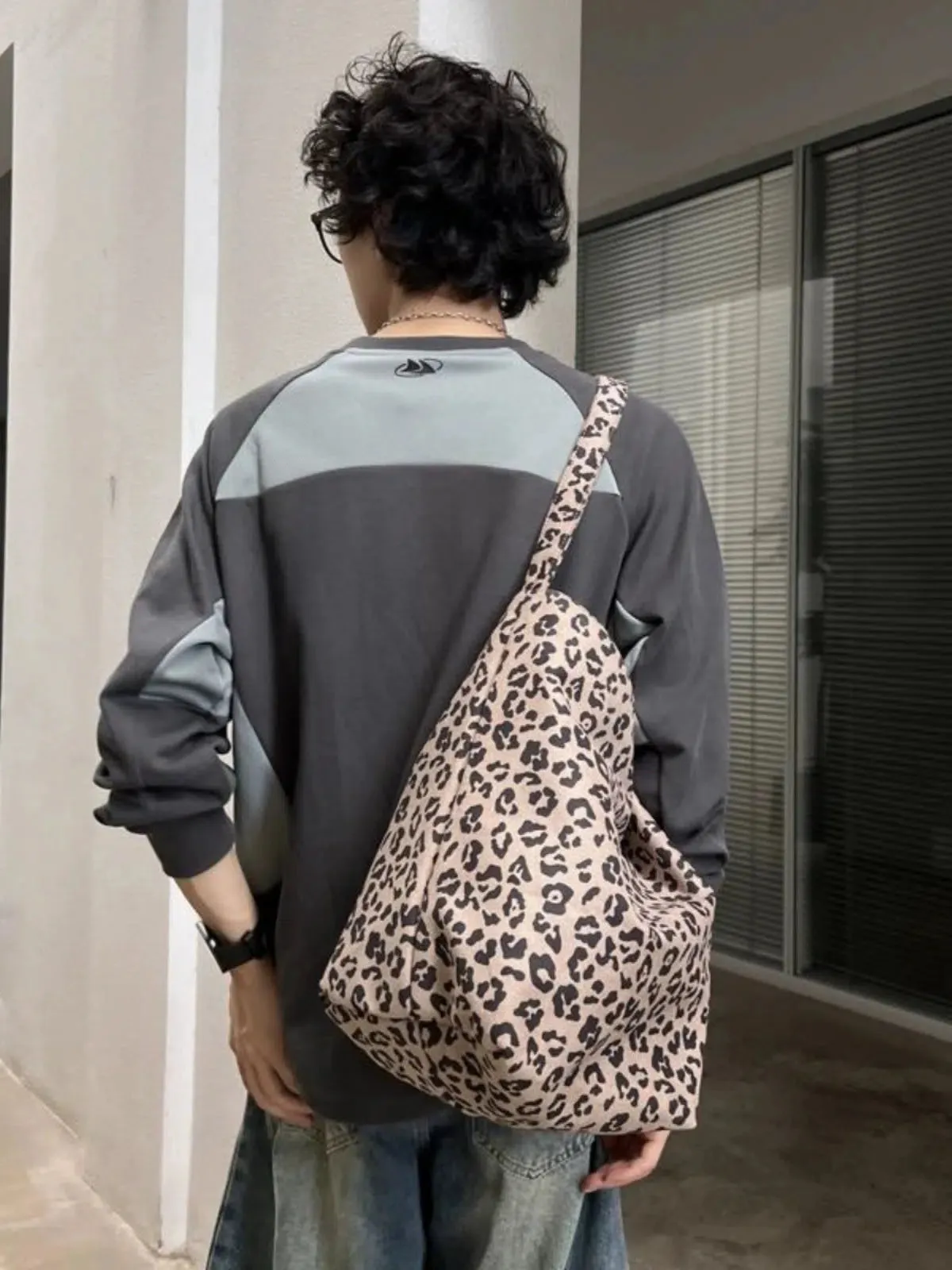 Casual Leopard Print Bag