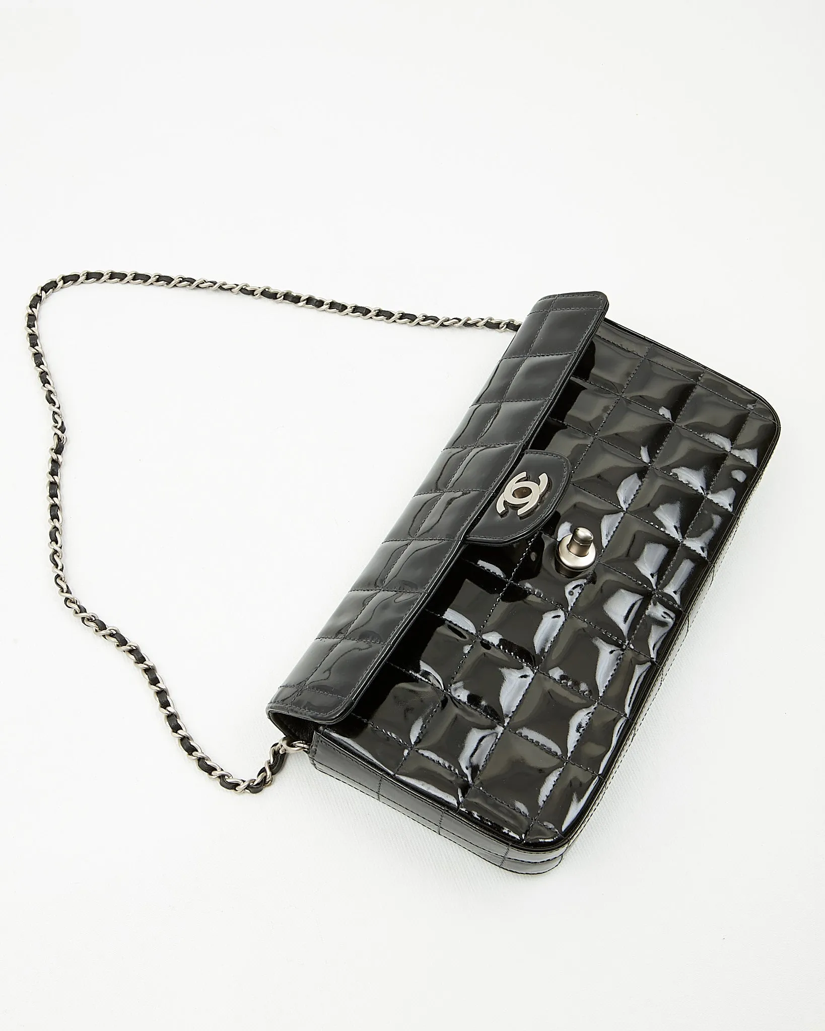 Chanel Black Patent Chocolate Bar Chain Shoulder Bag