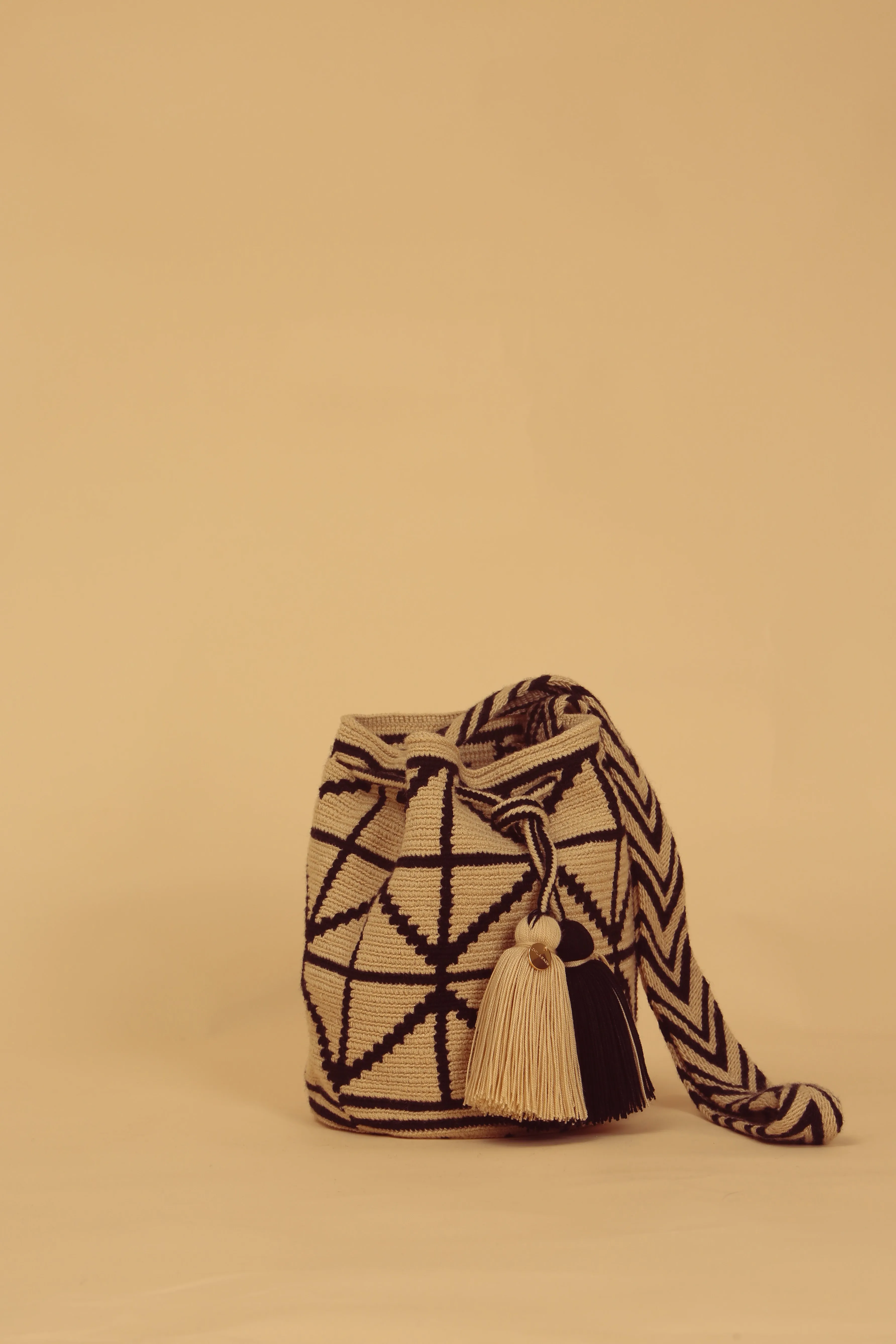 Cris Medium Bag