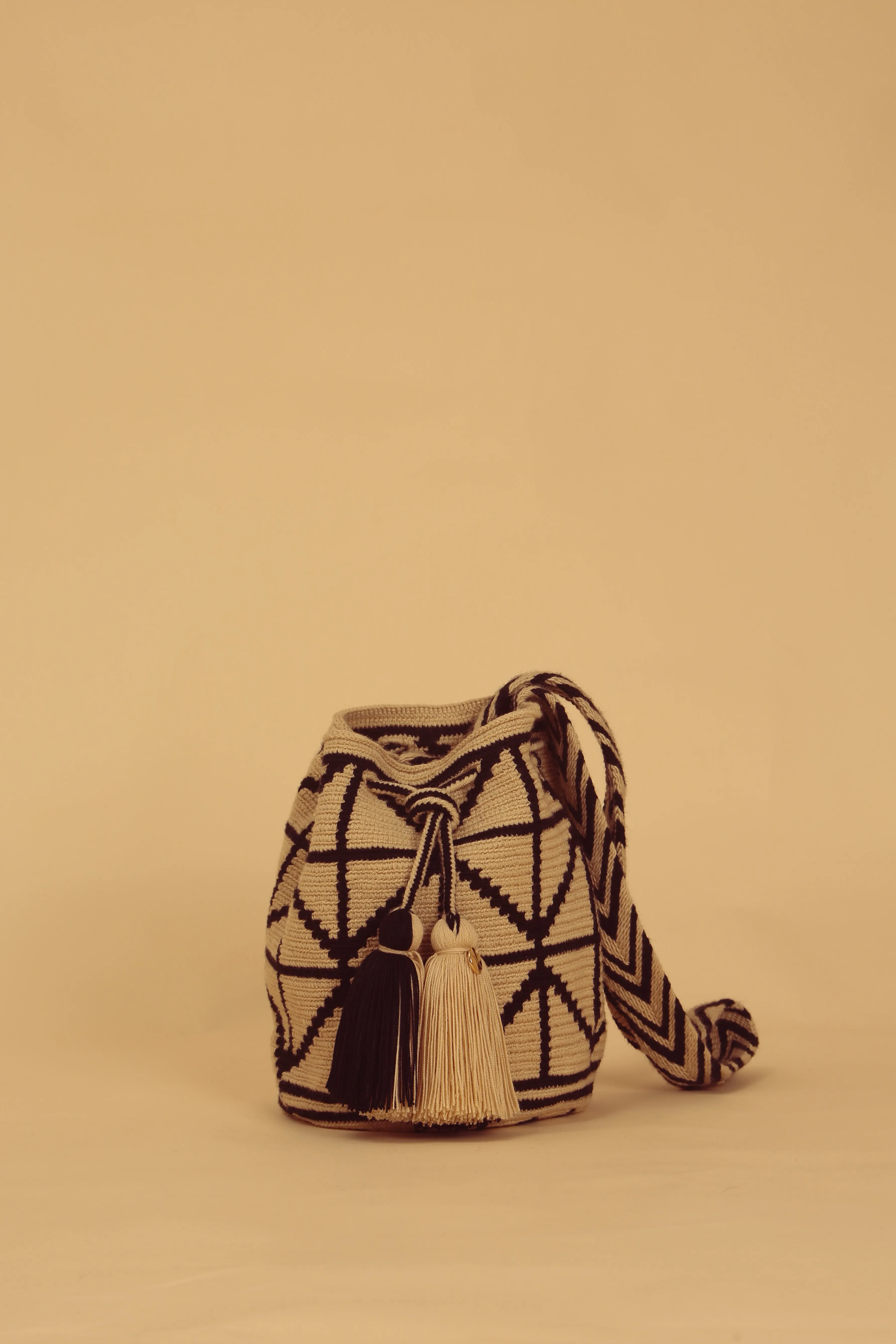 Cris Medium Bag