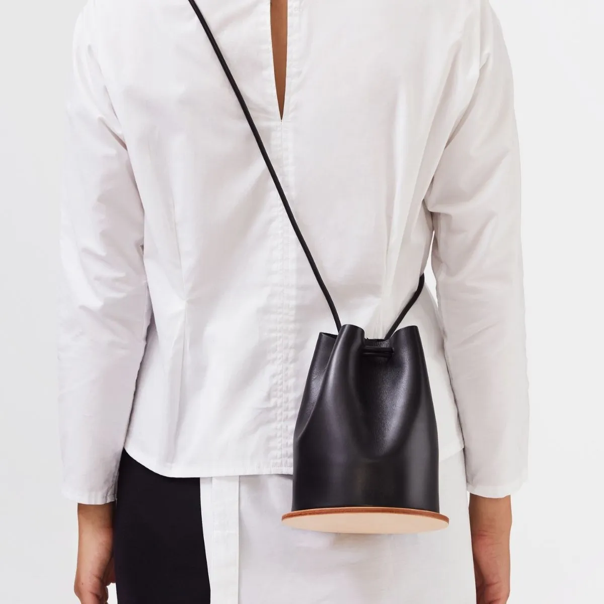 Disc in Black Bucket Bag