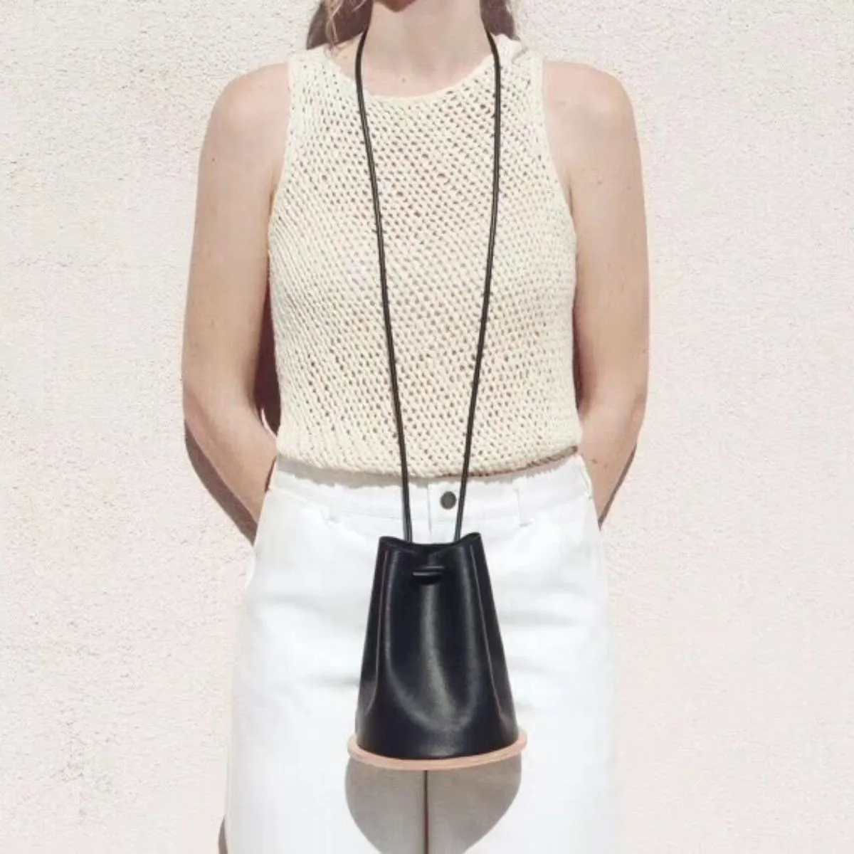 Disc in Black Bucket Bag