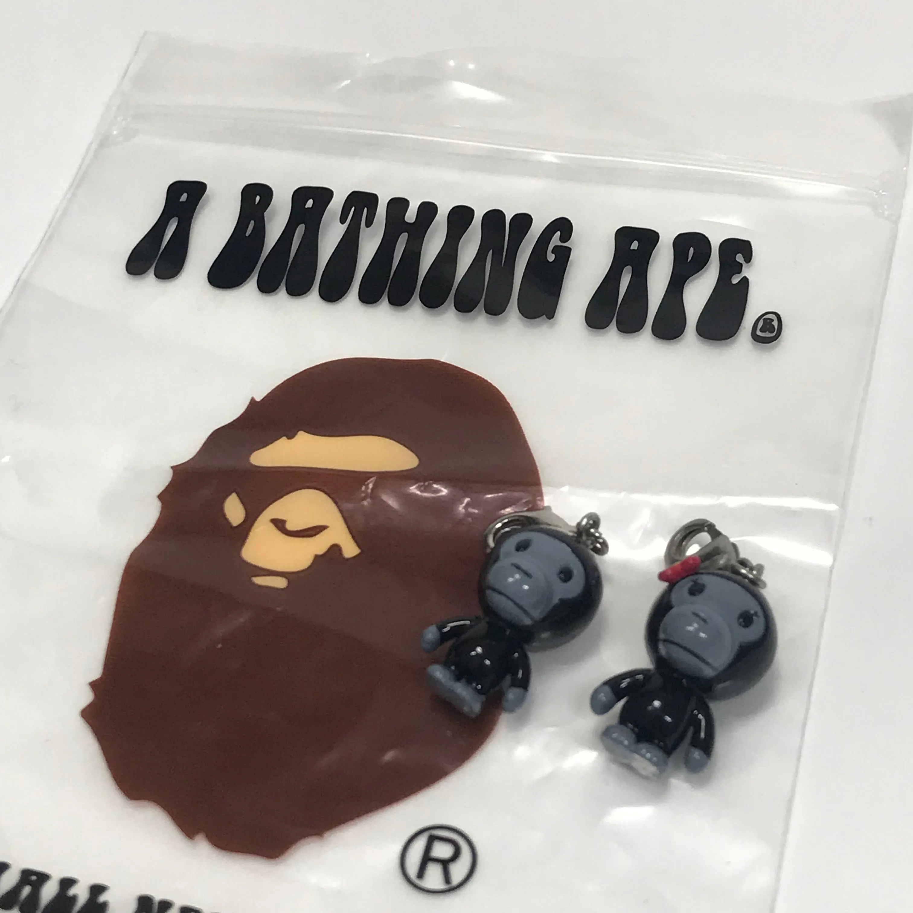 DS! A Bathing Ape Bape Baby Milo Vintage His/Hers Vinyl Keychain Set Black