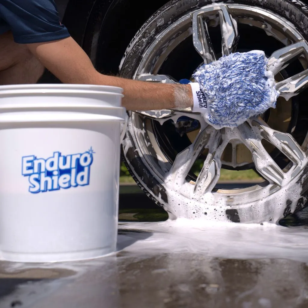 EnduroShield Auto Wash Bucket with Dirt Guard