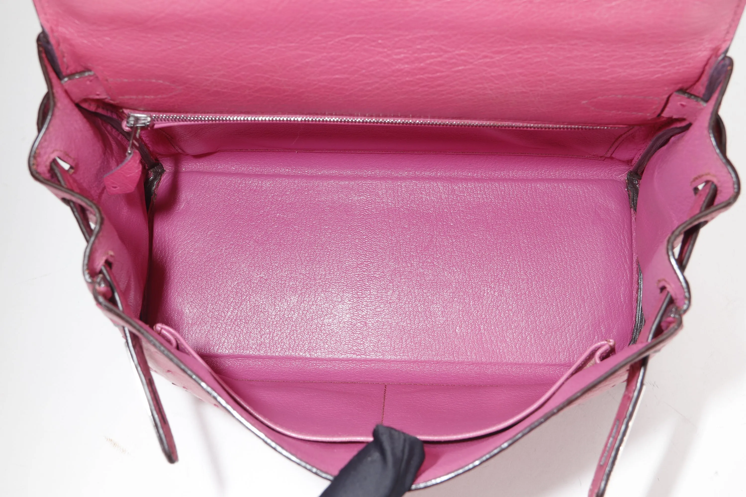 (EXOTIC) HERMES KELLY 28 (STAMP J) FUCHSIA OSTRICH PALLADIUM HARDWARE, WITH KEYS, LOCK, STRAP & DUST COVER