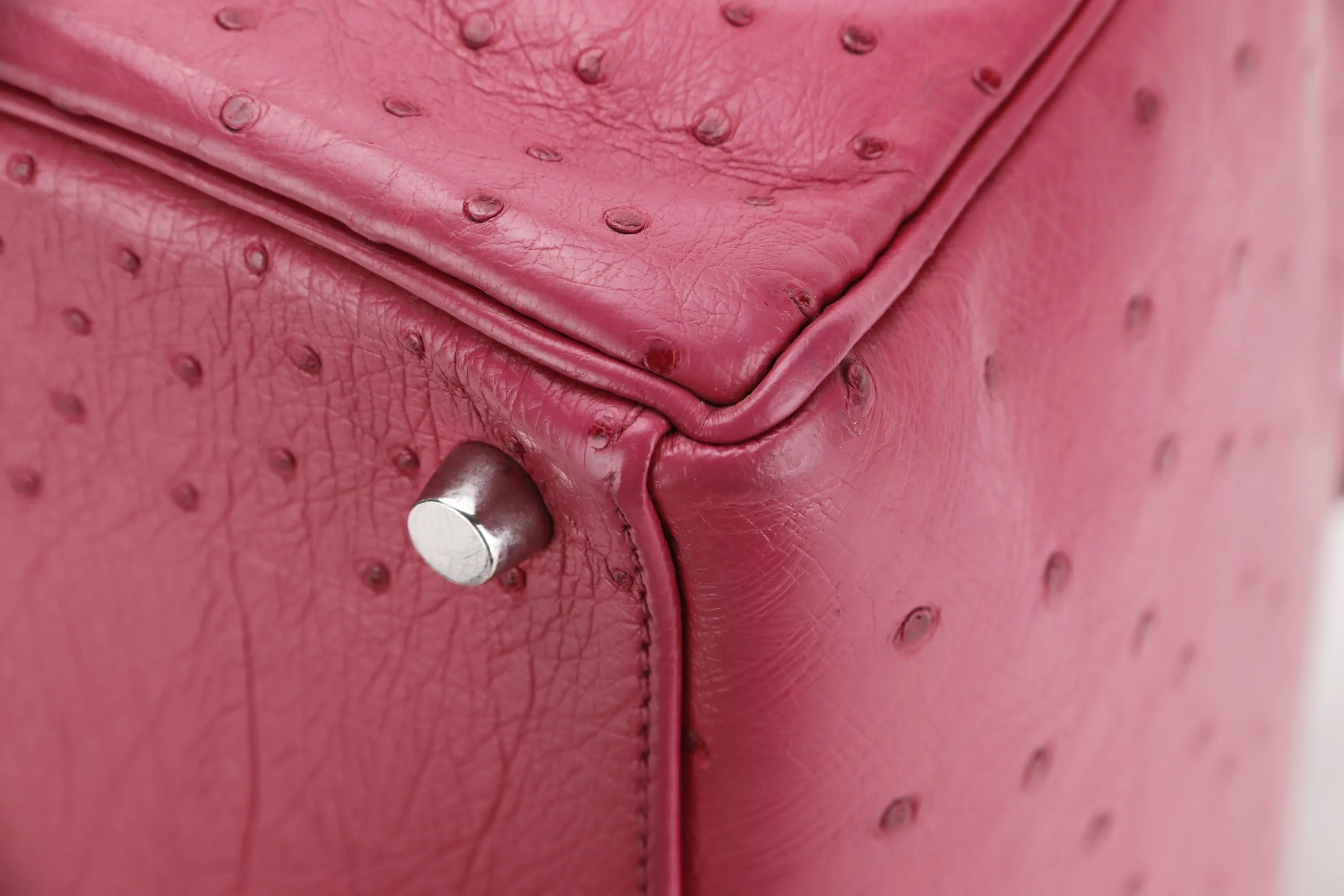 (EXOTIC) HERMES KELLY 28 (STAMP J) FUCHSIA OSTRICH PALLADIUM HARDWARE, WITH KEYS, LOCK, STRAP & DUST COVER