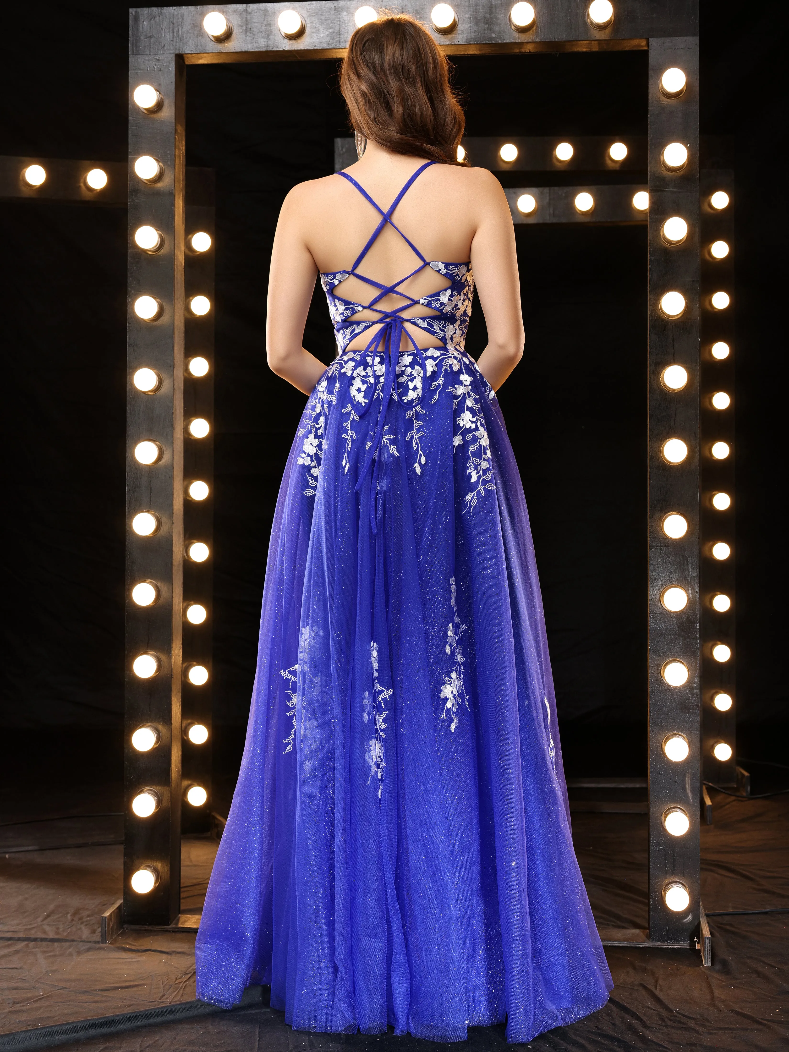 Gorgeous Lace Appliques Straps Floor Length Prom Dresses