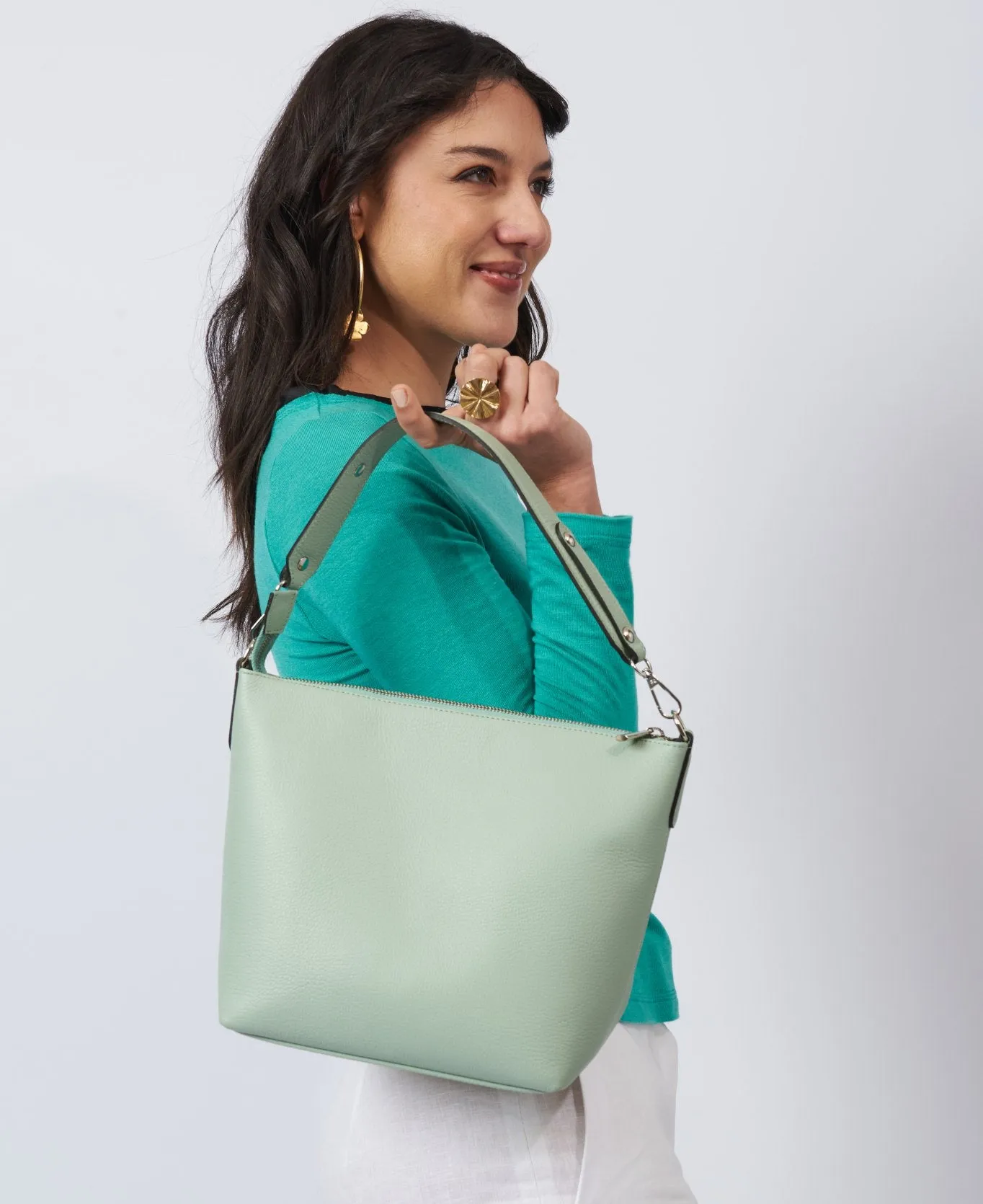 Hobo leather Top Handle bag mint