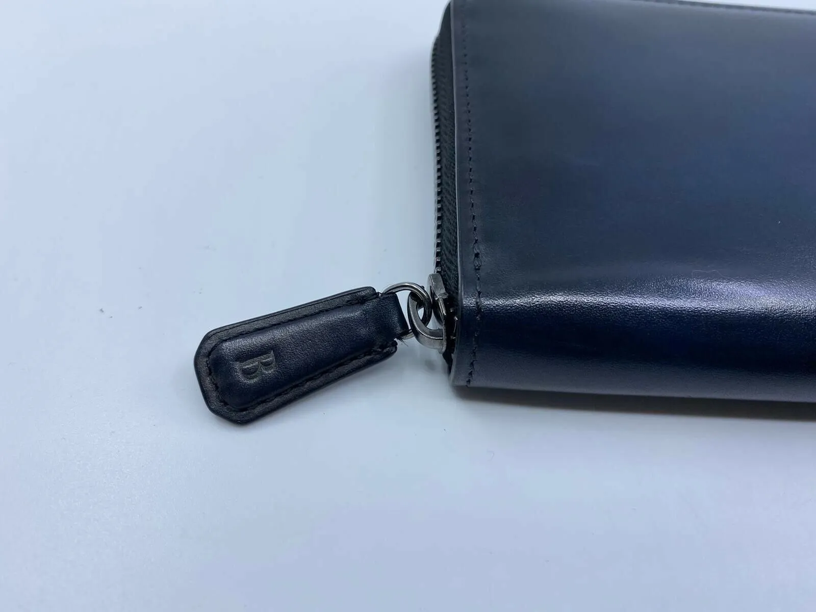 Itauba Scritto Leather Long Zipped Wallet