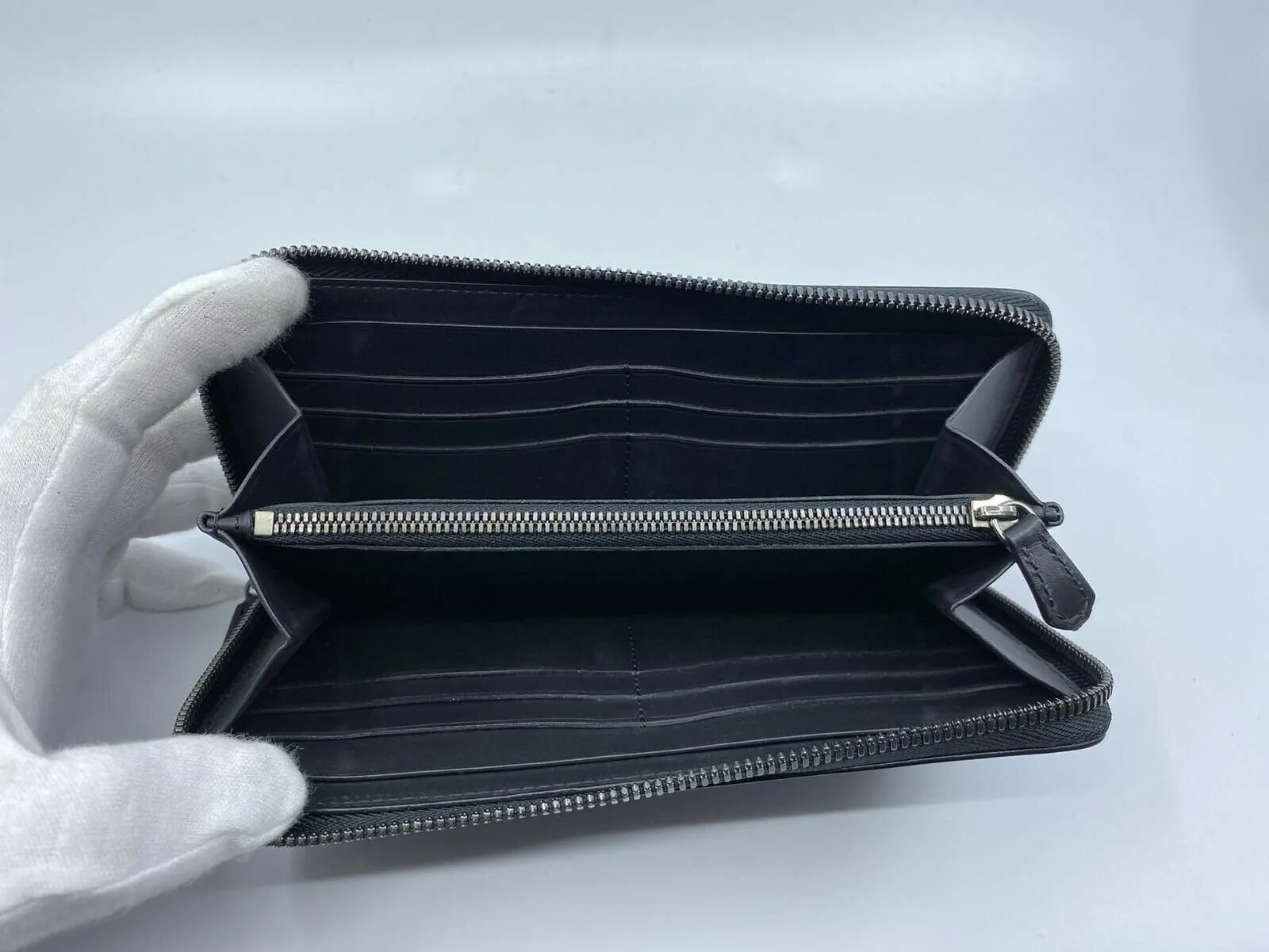 Itauba Scritto Leather Long Zipped Wallet