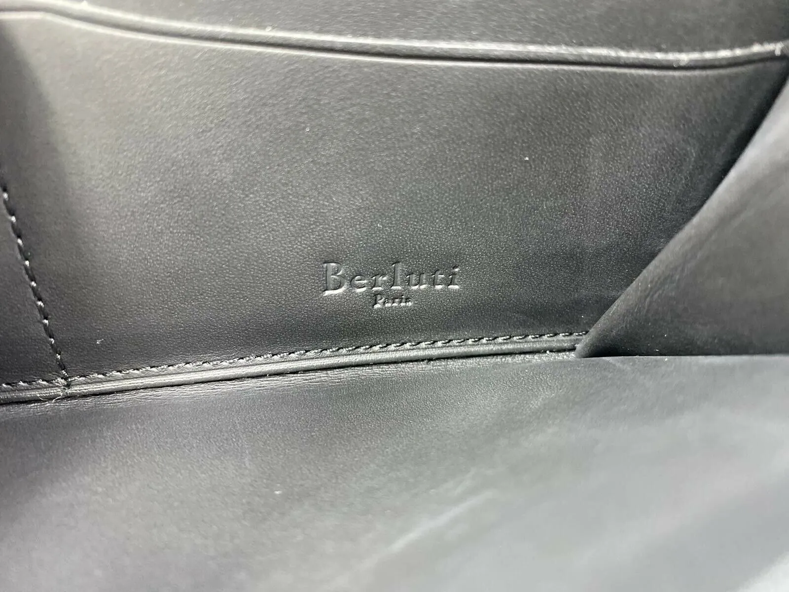 Itauba Scritto Leather Long Zipped Wallet