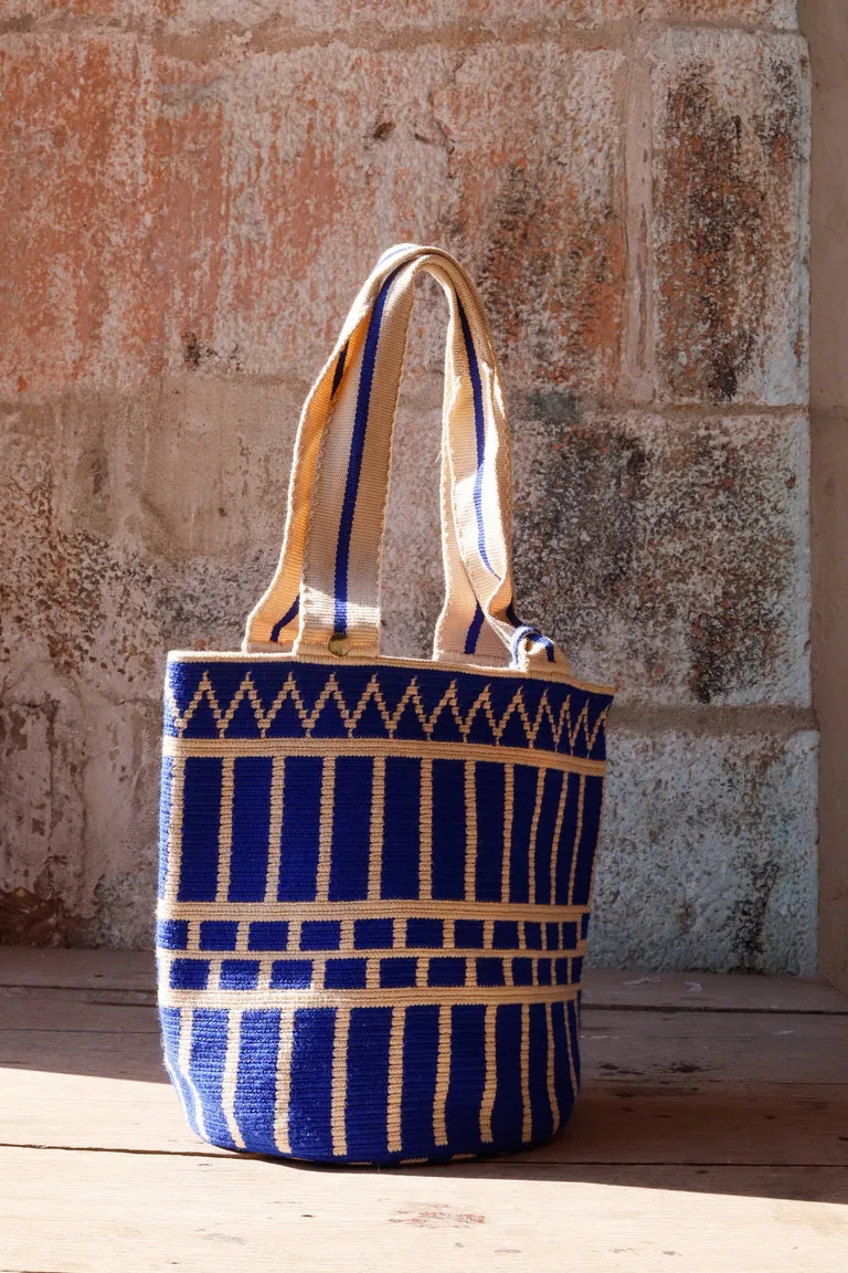 Lagos A Large Bucket Bag