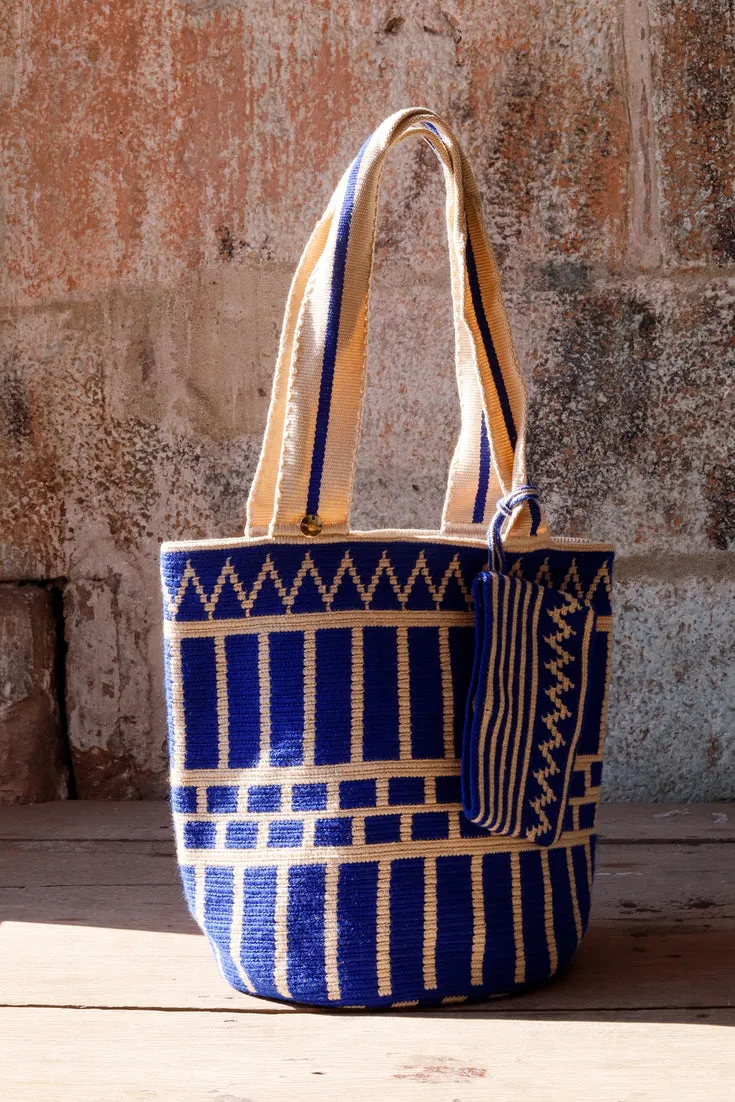 Lagos A Large Bucket Bag