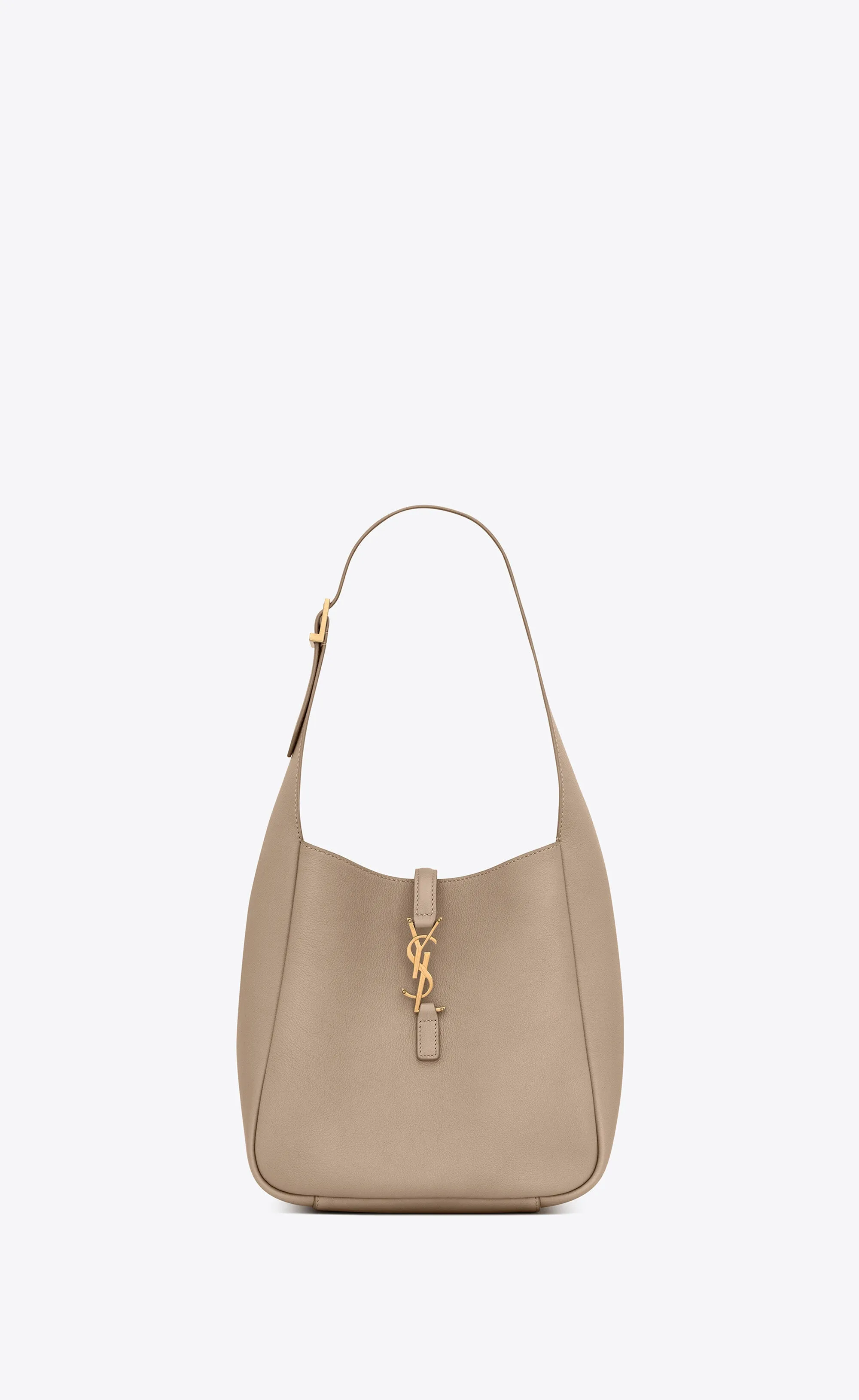 Le 5 À 7 Supple Small In Grained Leather