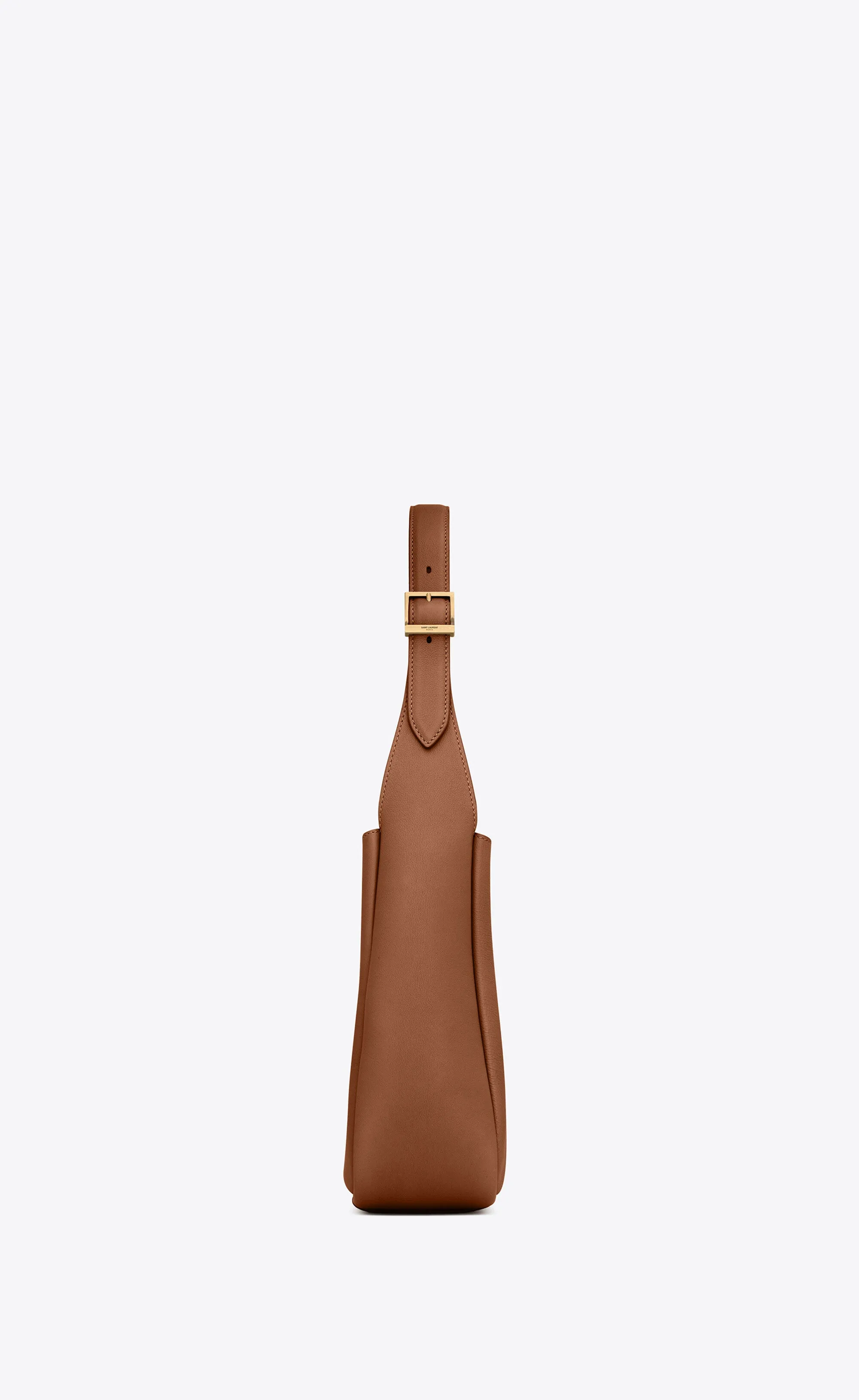 Le 5 À 7 Supple Small In Grained Leather