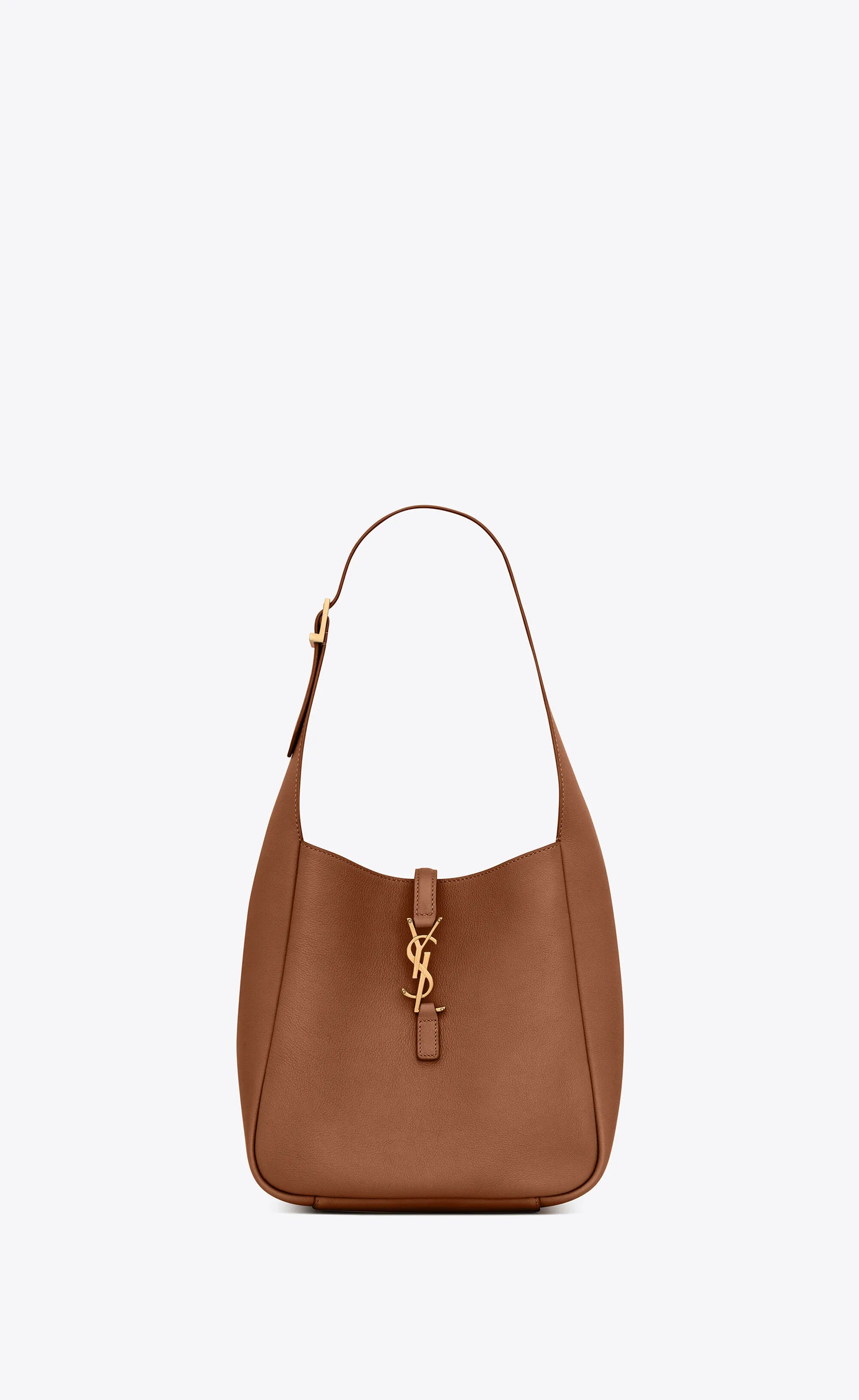 Le 5 À 7 Supple Small In Grained Leather
