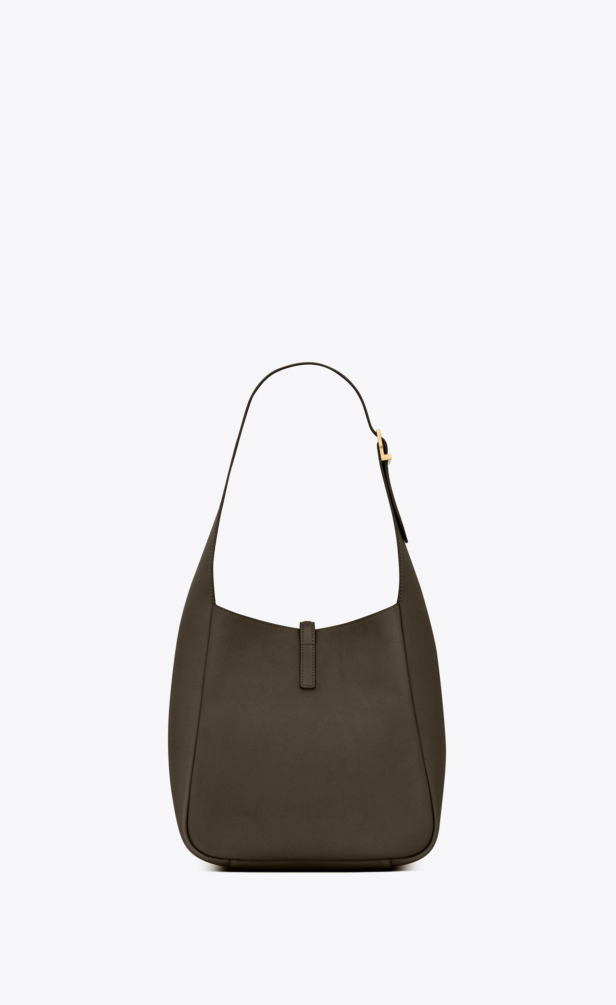 Le 5 À 7 Supple Small In Grained Leather