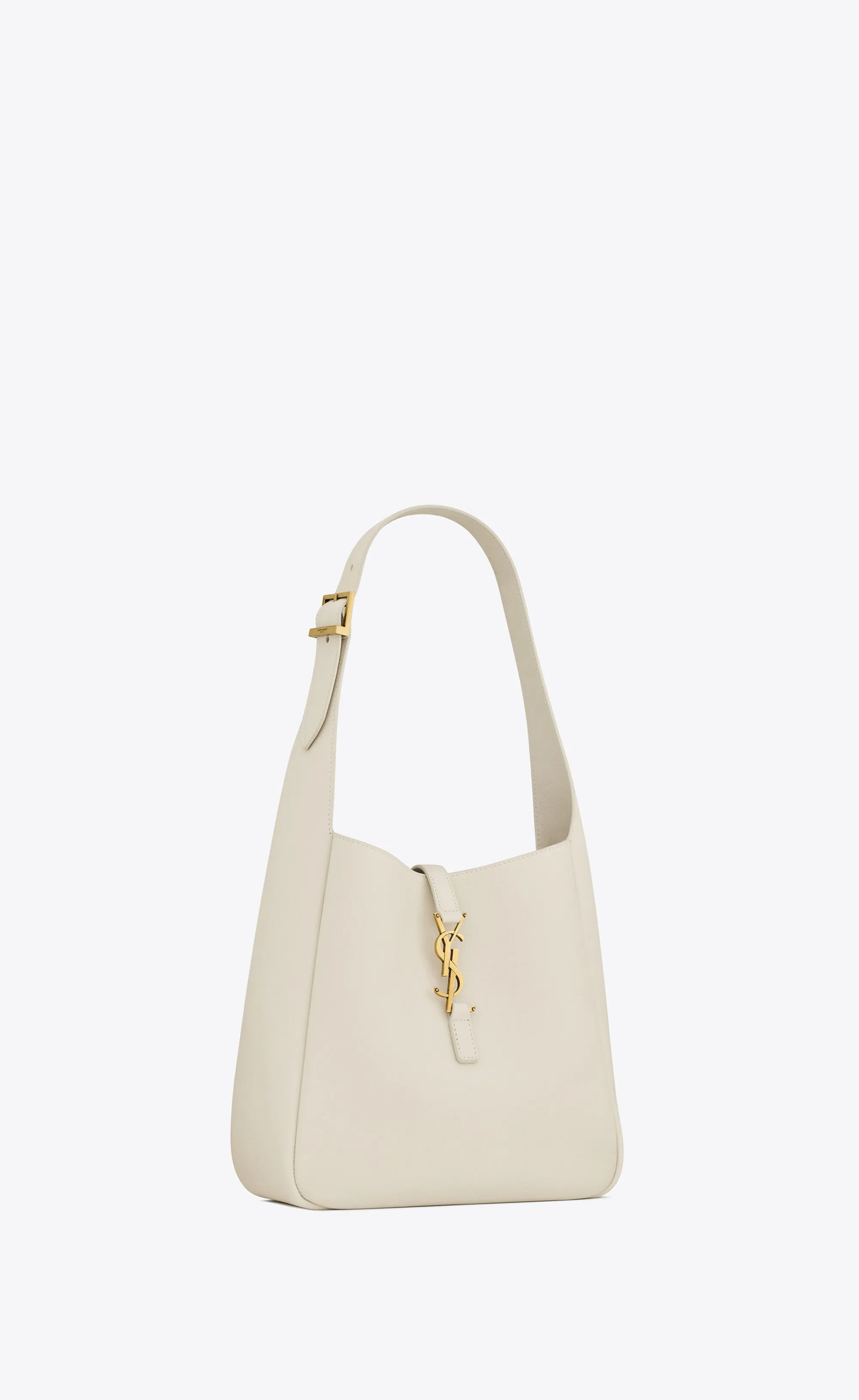 Le 5 À 7 Supple Small In Grained Leather