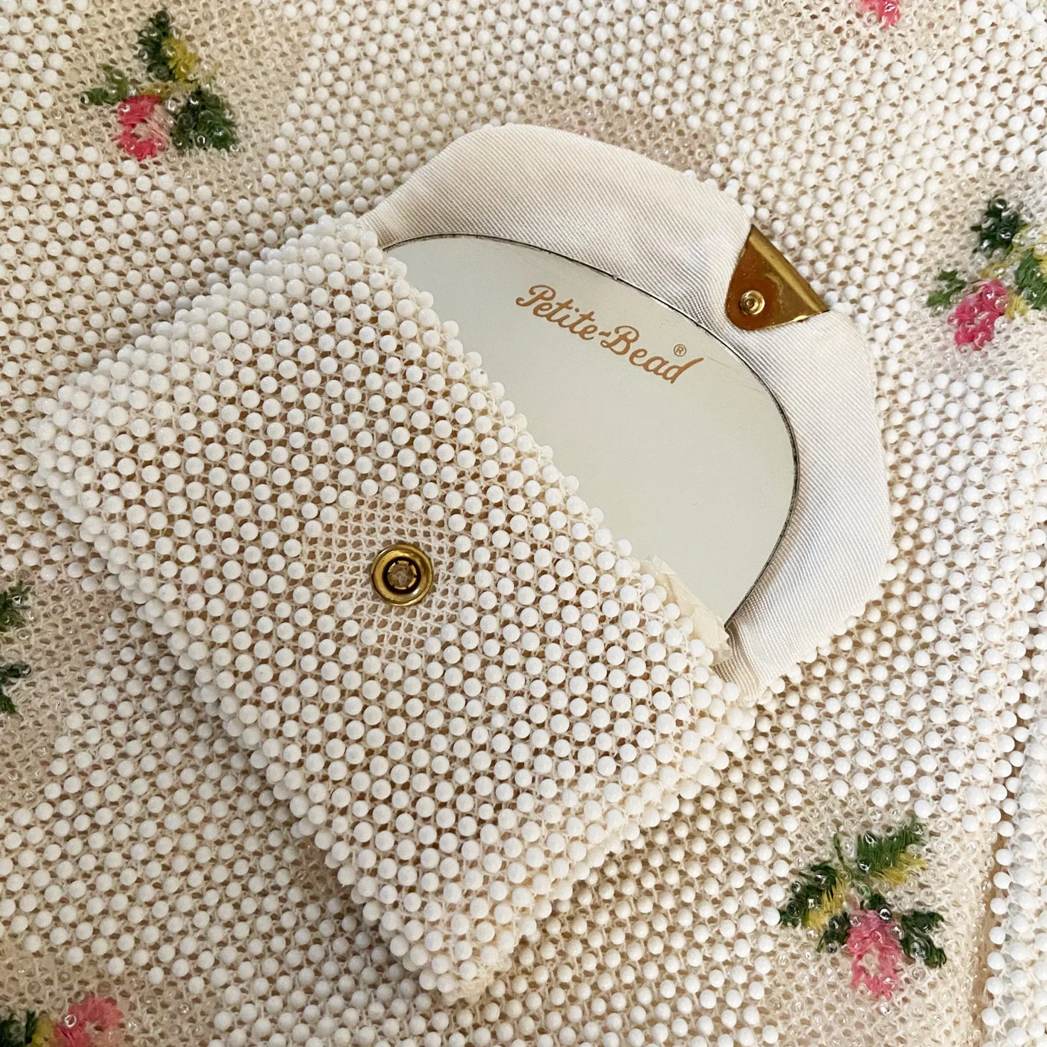 Lemured Petite-Bead Pink and Cream Beaded Flower Bag and Mirror Purse