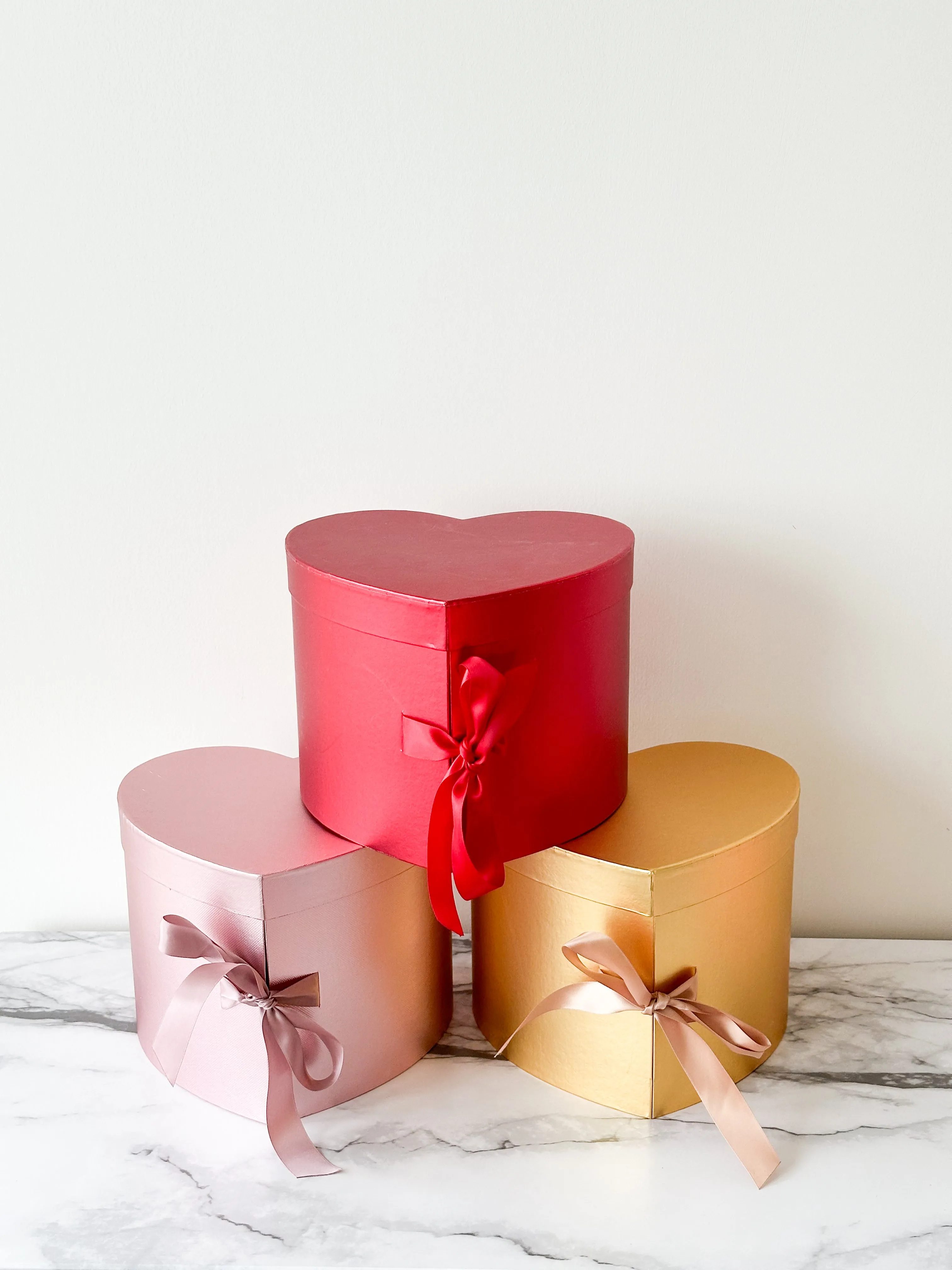 Luxury Heart Shape two-drawer Flower/Gift Box in Gold and Red
