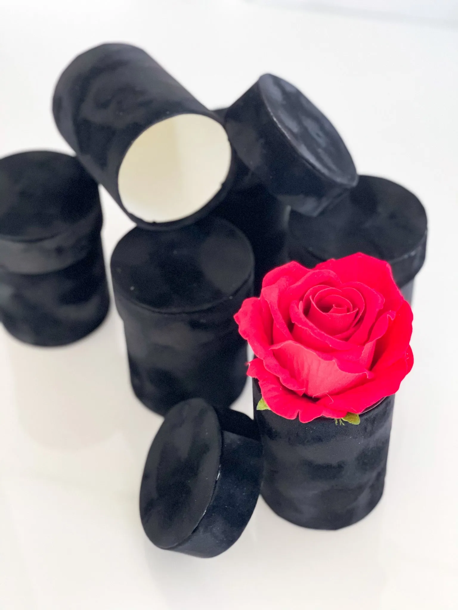 Mini Velvet flower box for single Flower (with plastic liner)