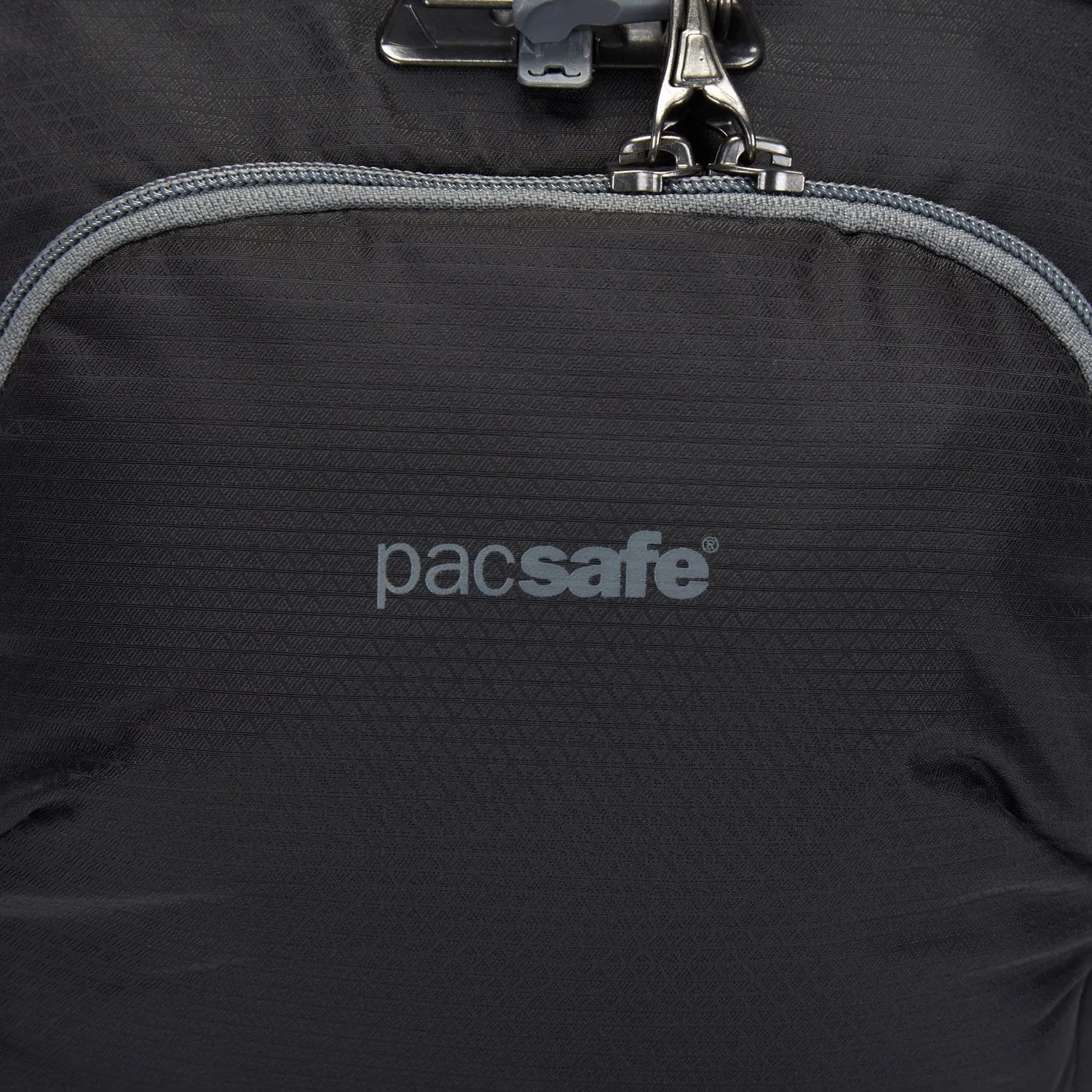 Pacsafe® Venturesafe® 15L G3 anti-theft daypack
