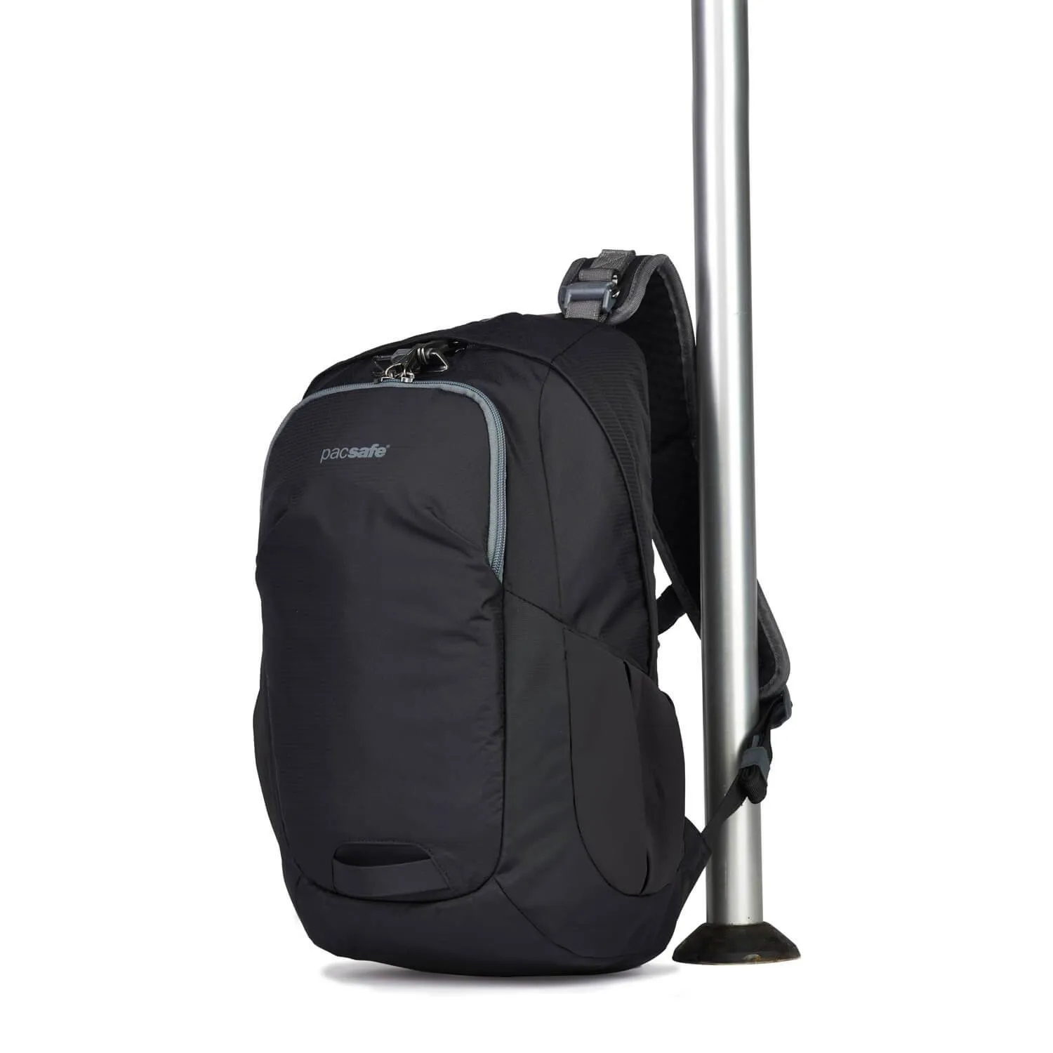 Pacsafe® Venturesafe® 15L G3 anti-theft daypack