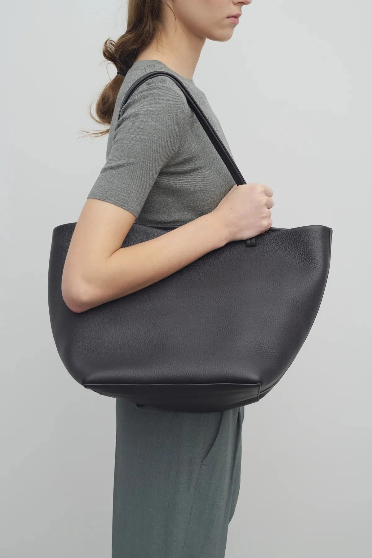 Park Tote Three Bag in Leather - Midnight
