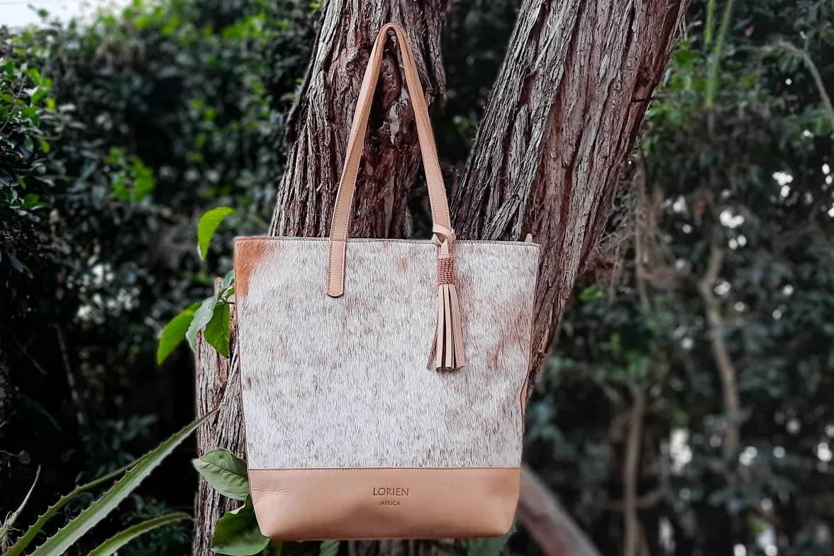 Personalized Leather Bag, Tote bag with zipper,  Beige  Leather tote bag with zip, Tote bag for women, gift for her,  Handmade leather bag,