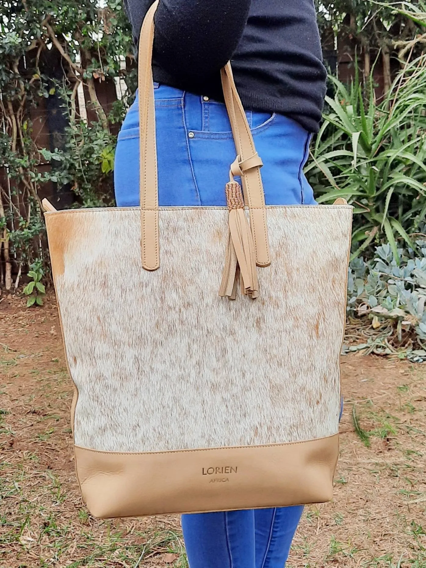 Personalized Leather Bag, Tote bag with zipper,  Beige  Leather tote bag with zip, Tote bag for women, gift for her,  Handmade leather bag,