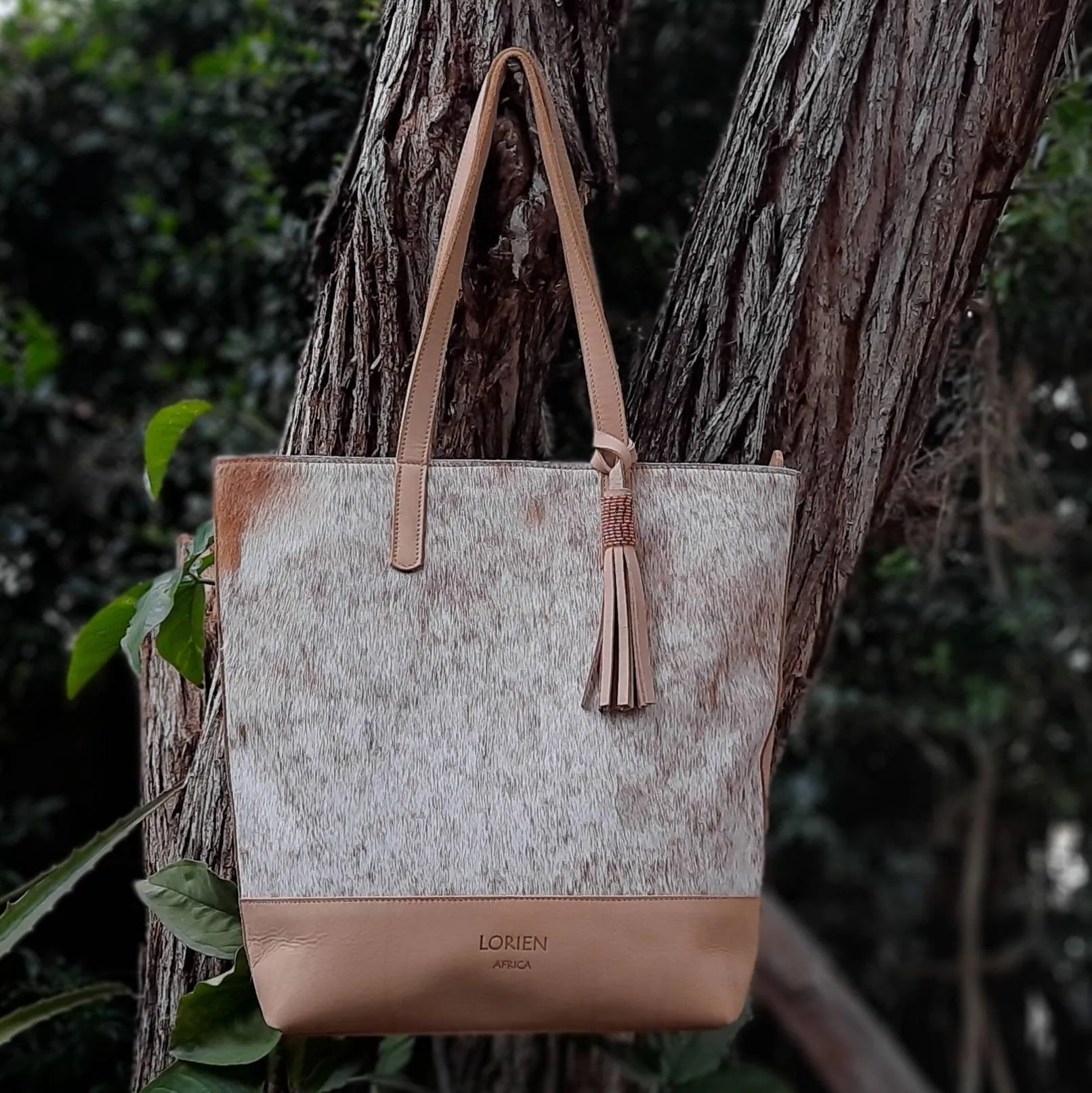Personalized Leather Bag, Tote bag with zipper,  Beige  Leather tote bag with zip, Tote bag for women, gift for her,  Handmade leather bag,