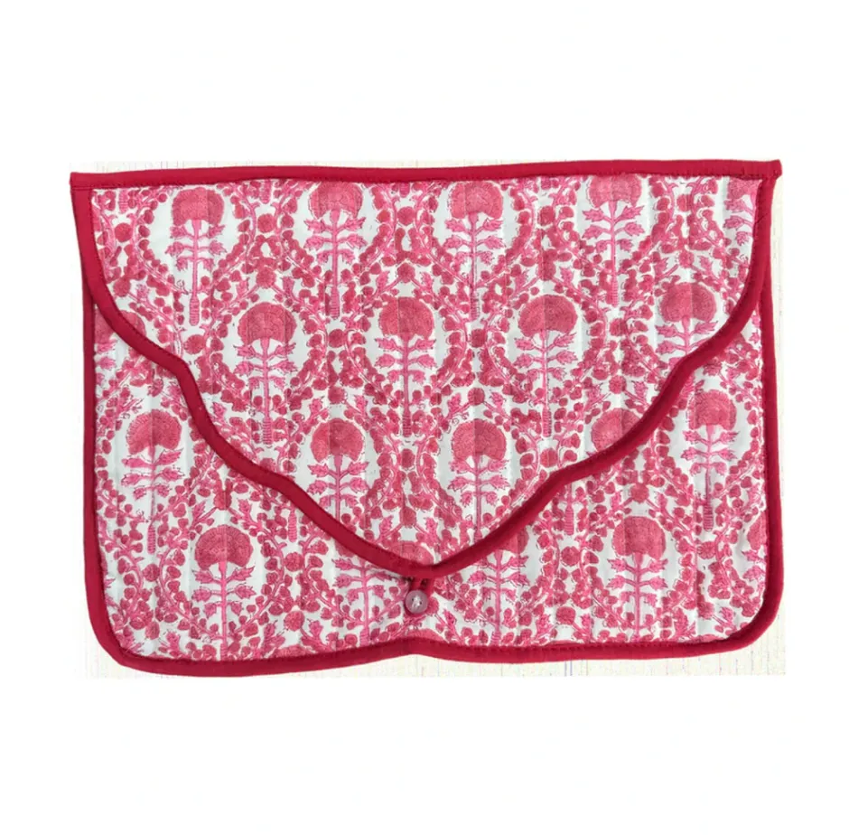 PINK AND RED TRELLIS LAPTOP CASE