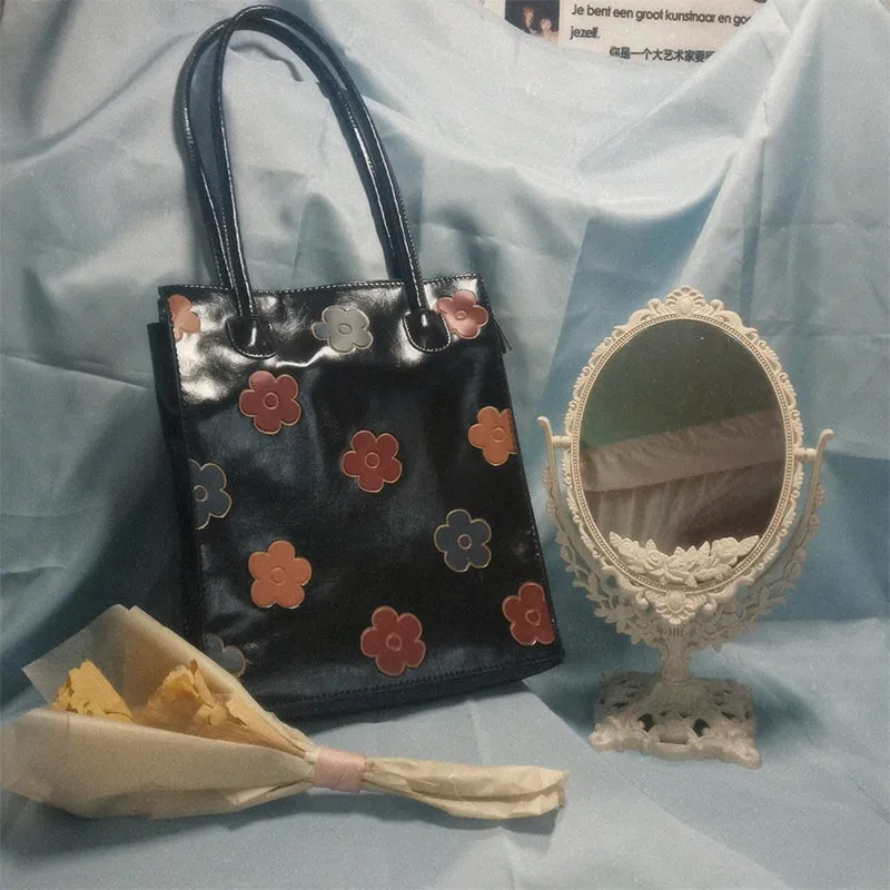"BLACK VINTAGE FLOWER PRINT LEATHER" BAG UB2419