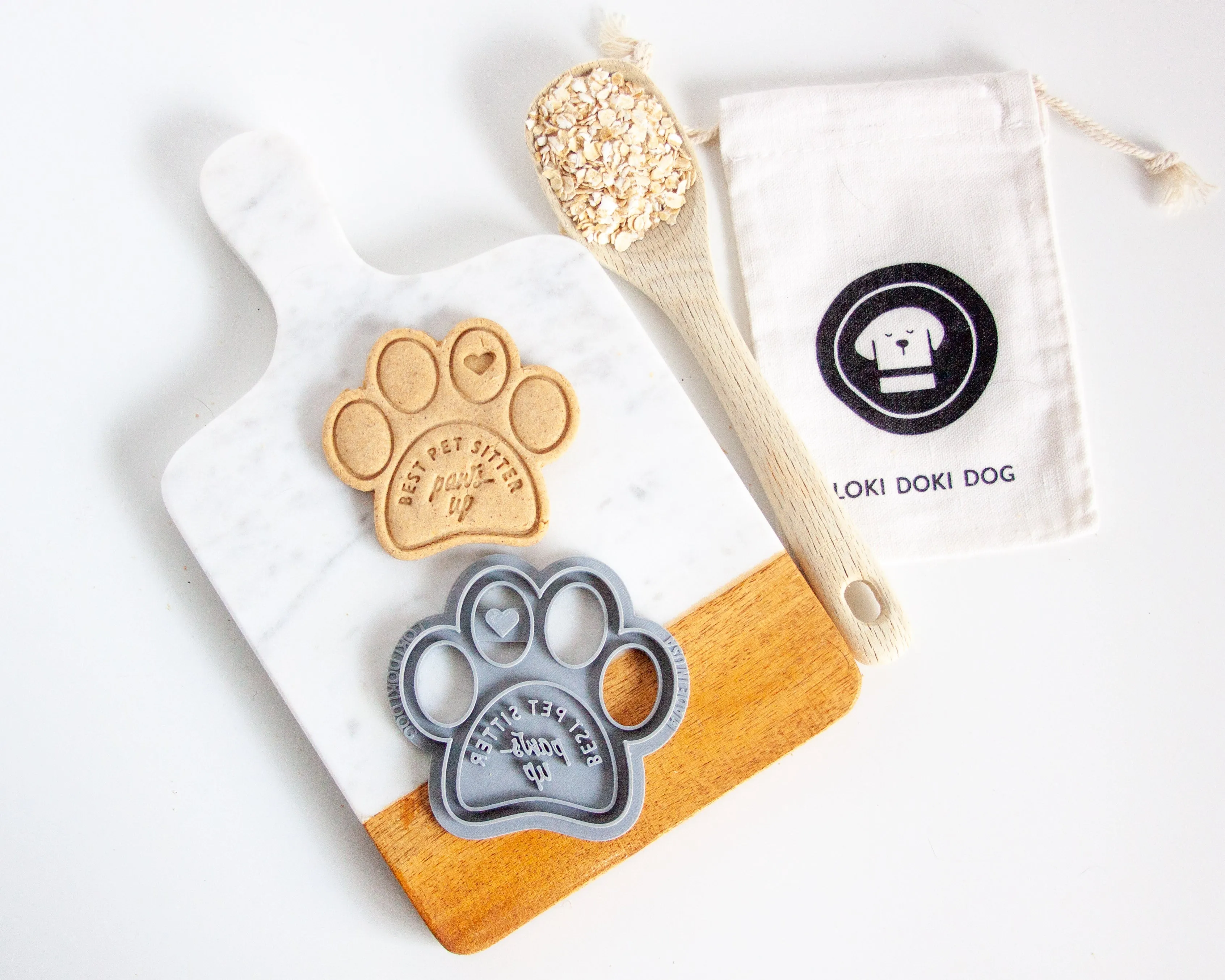 "Paws Up" Best Pet Sitter Cookie Cutter-  Holiday Cookie Cutter