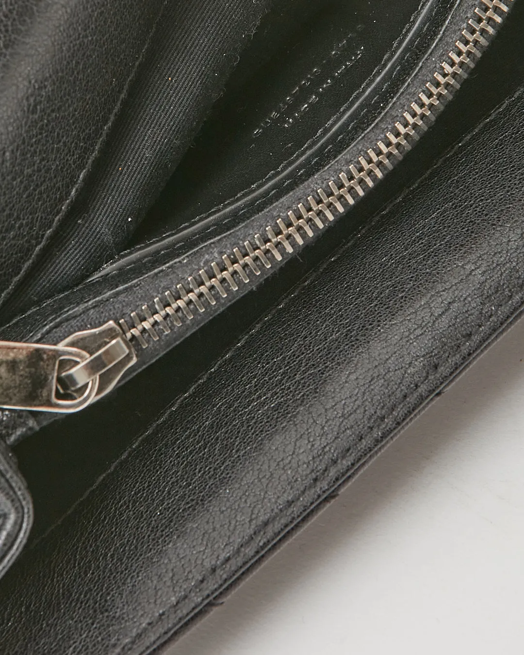 Saint Laurent Black Chevron Medium Monogram Collège Bag