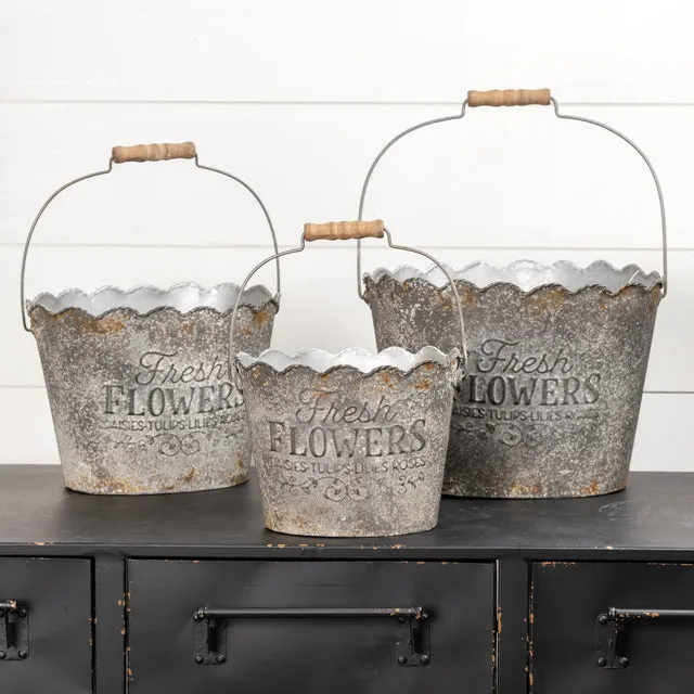 Scalloped Flower Bucket