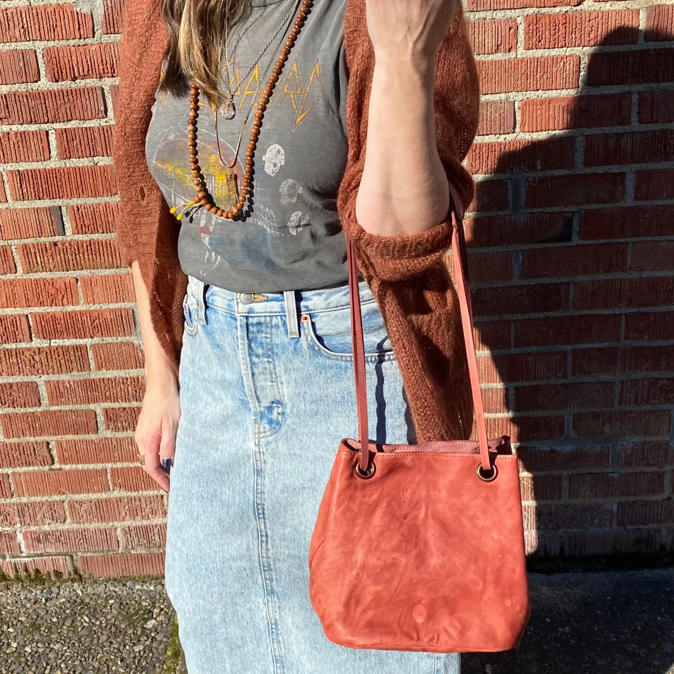 Shoto Lucy Drawstring Bag (rosey terra cotta)