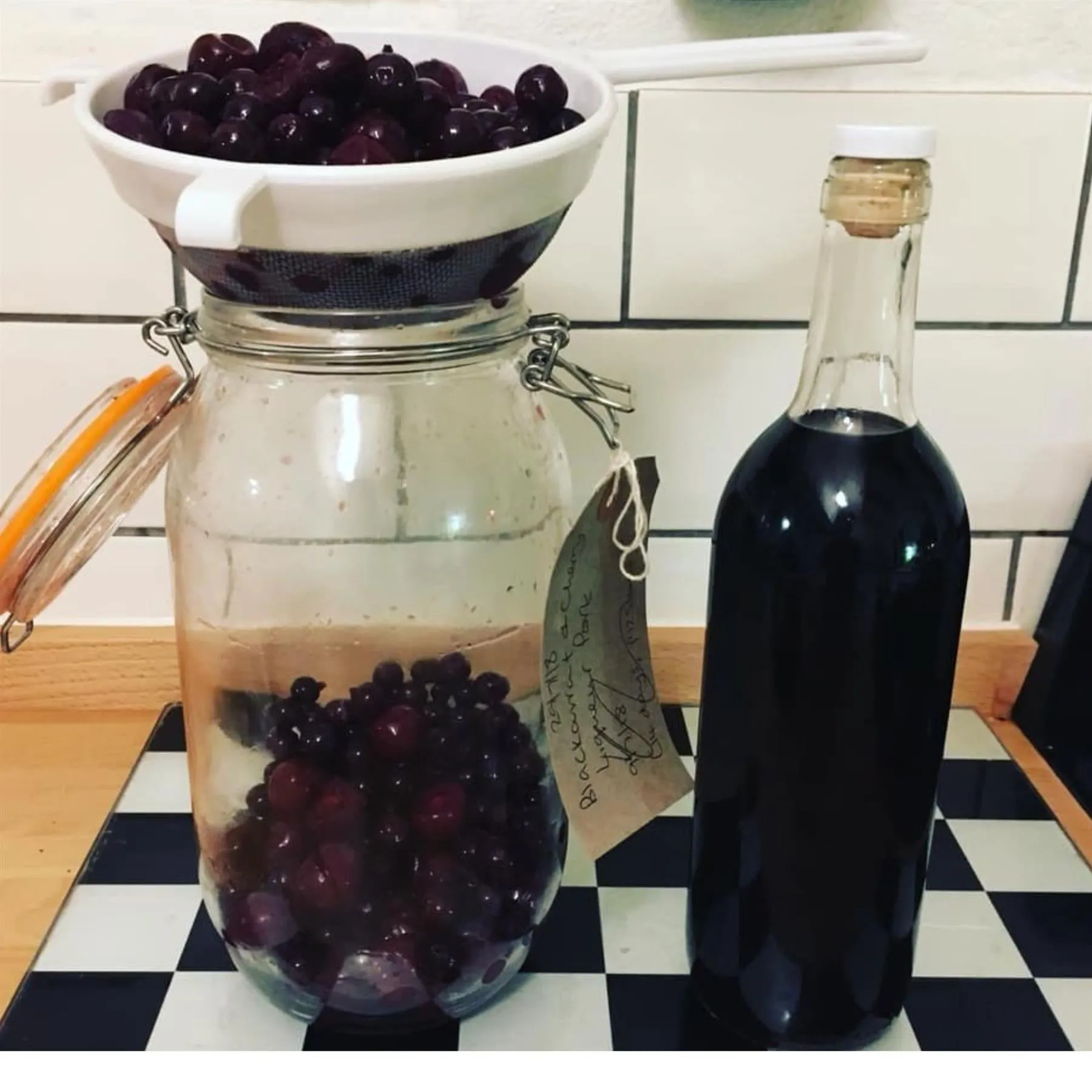 Sloe Gin and Sloe Port Kit with 2.5 litre bucket