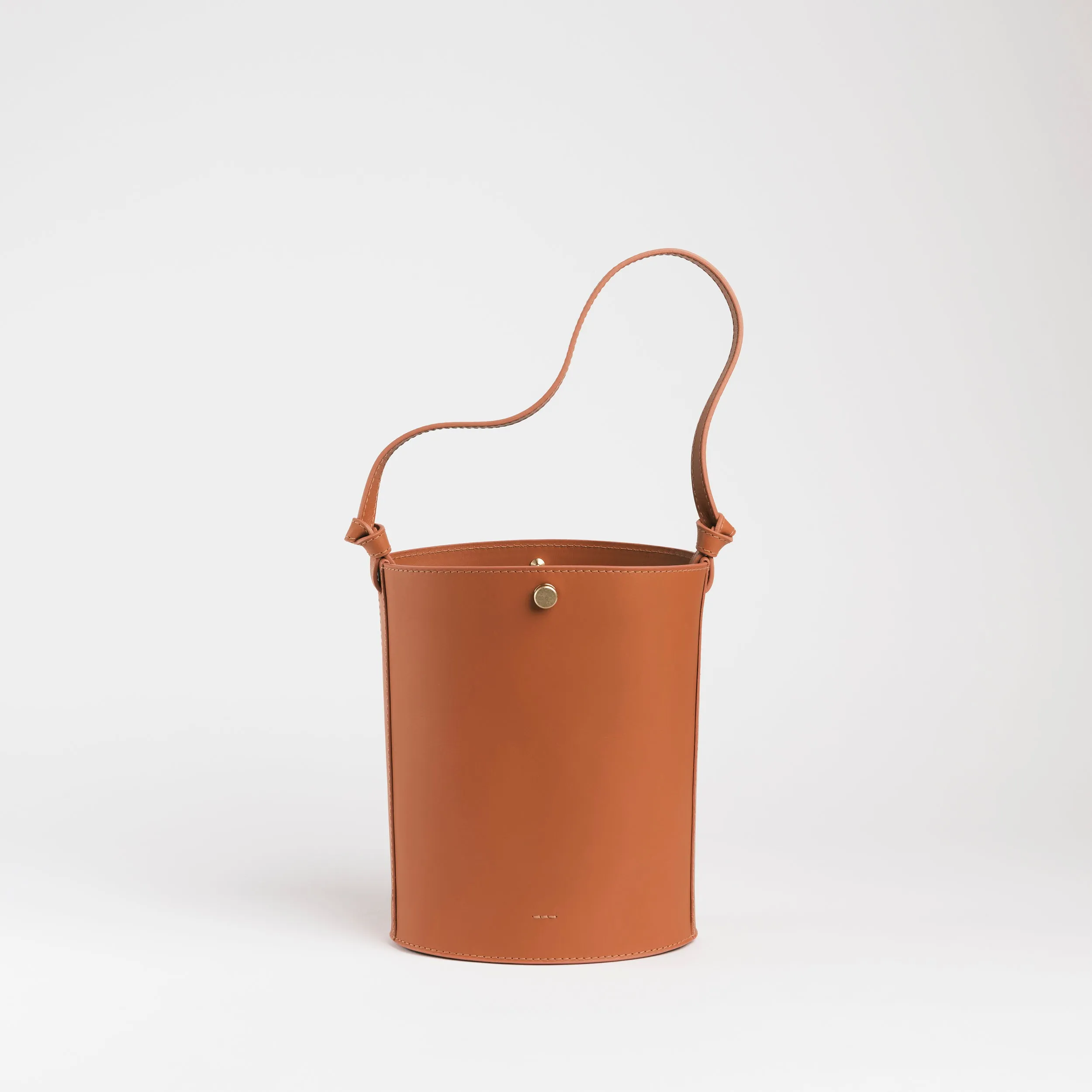 Small Hilma in Terracotta Vachetta